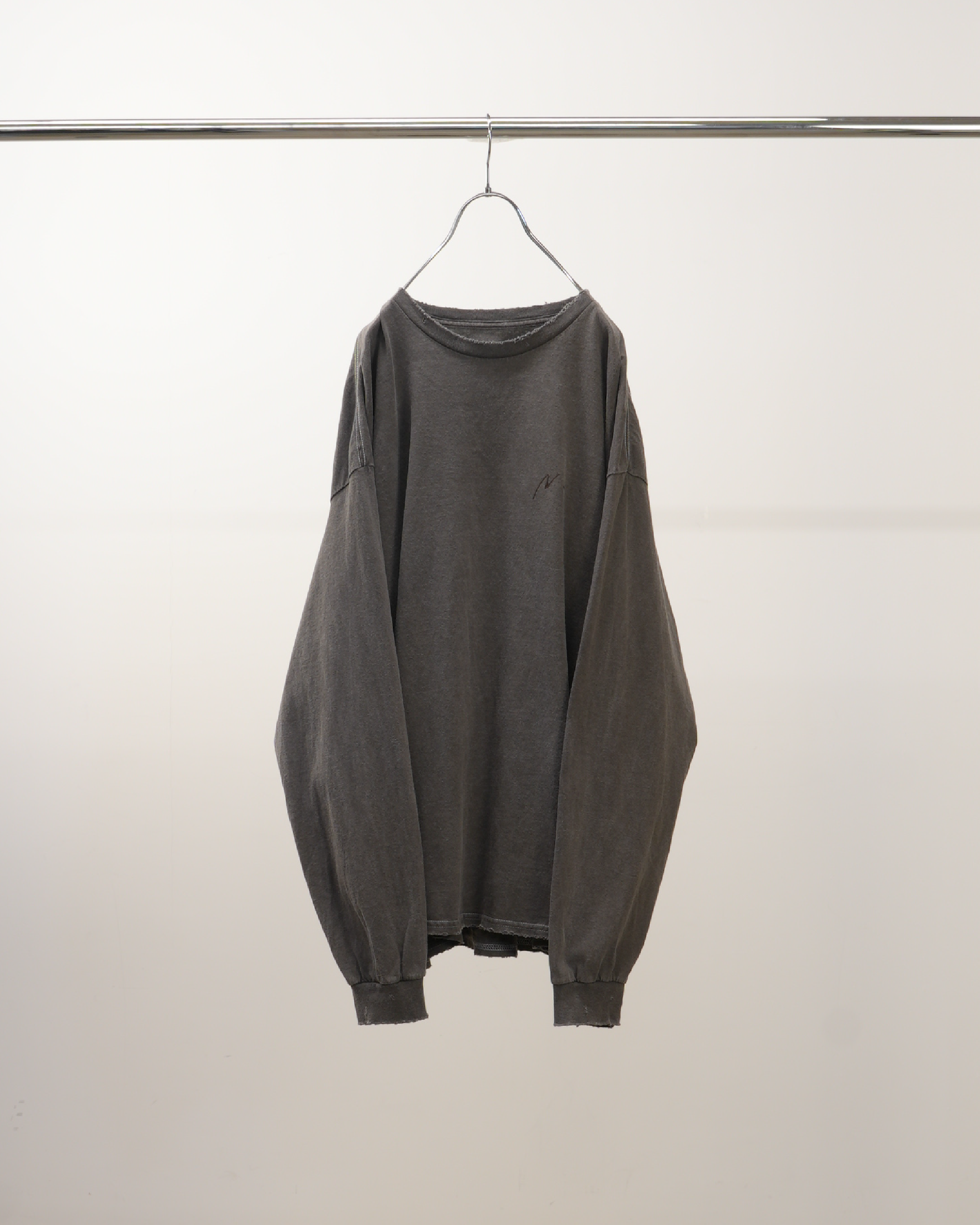 EMBROIDERY DYED LS T-SHIRT(F.BLACK) – ANCELLM EMBROIDERY DYED LS T-SHIRT(F.BLACK) – ANCELLM