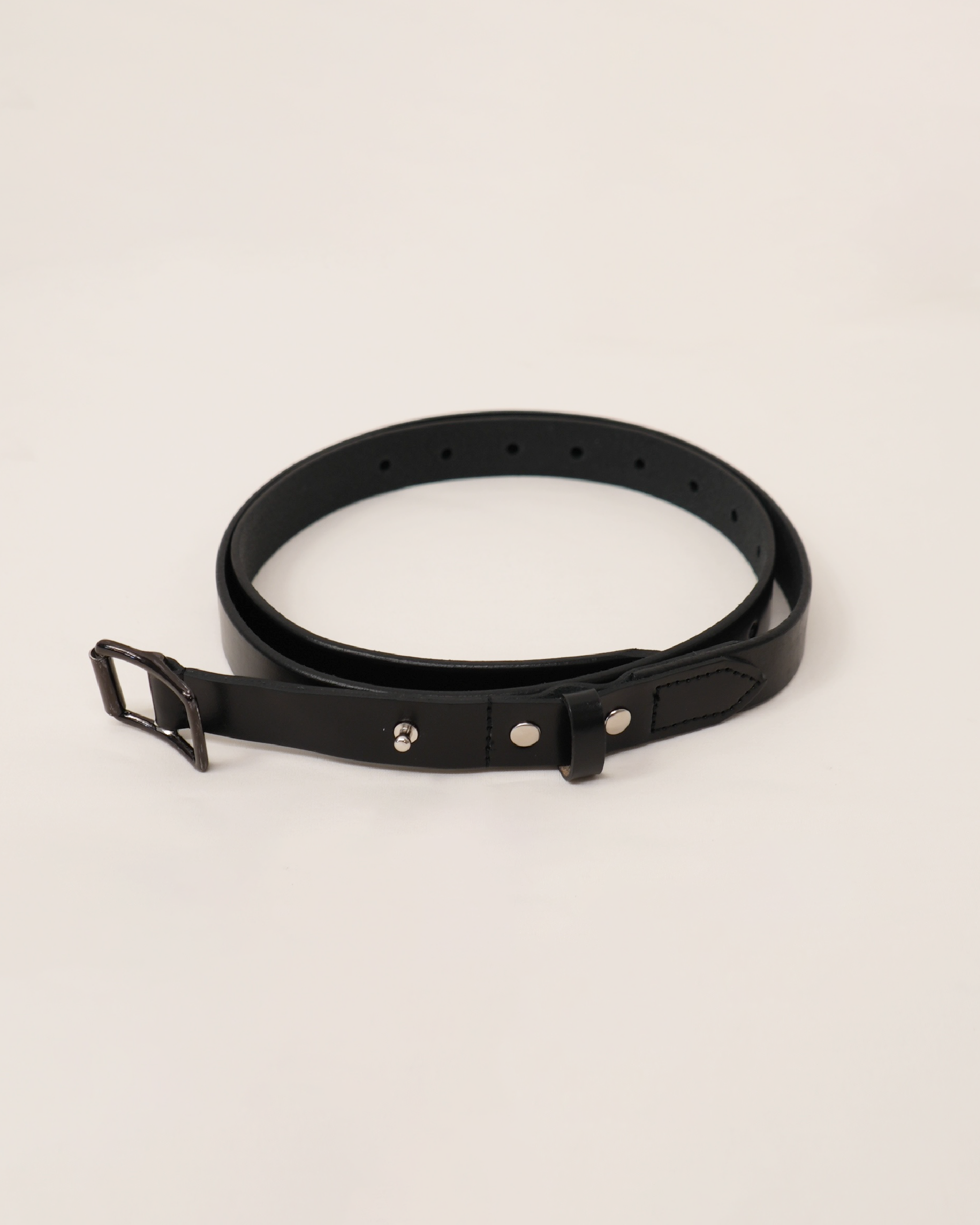 BUTTON STUD LEATHER BELT(BLACK) – ANCELLM BUTTON STUD LEATHER BELT(BLACK) – ANCELLM