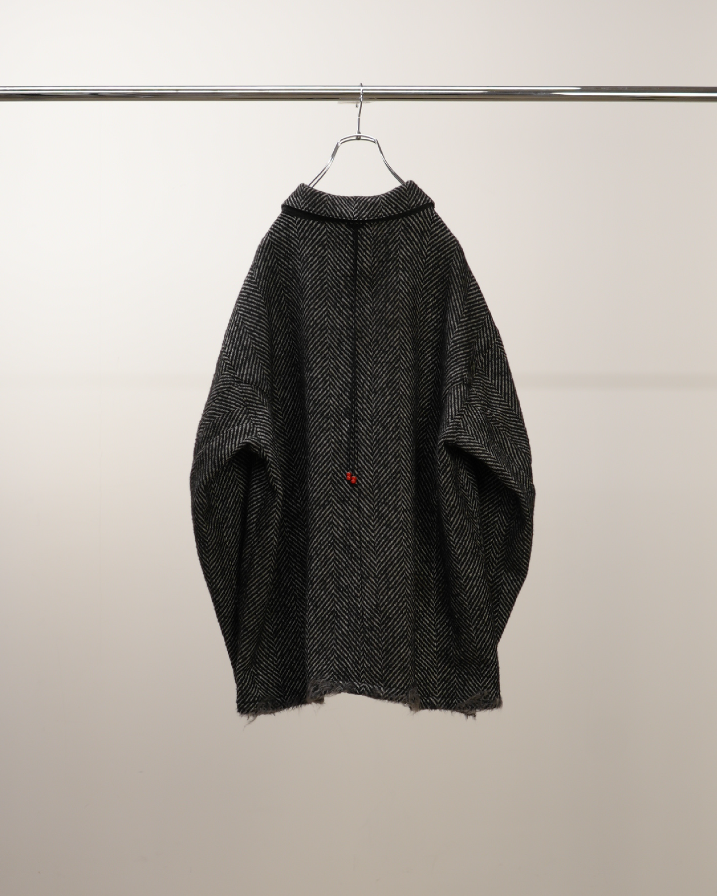 DAMAGE WOOL HERRINGBONE COVER ALL(WHITE×BLACK)