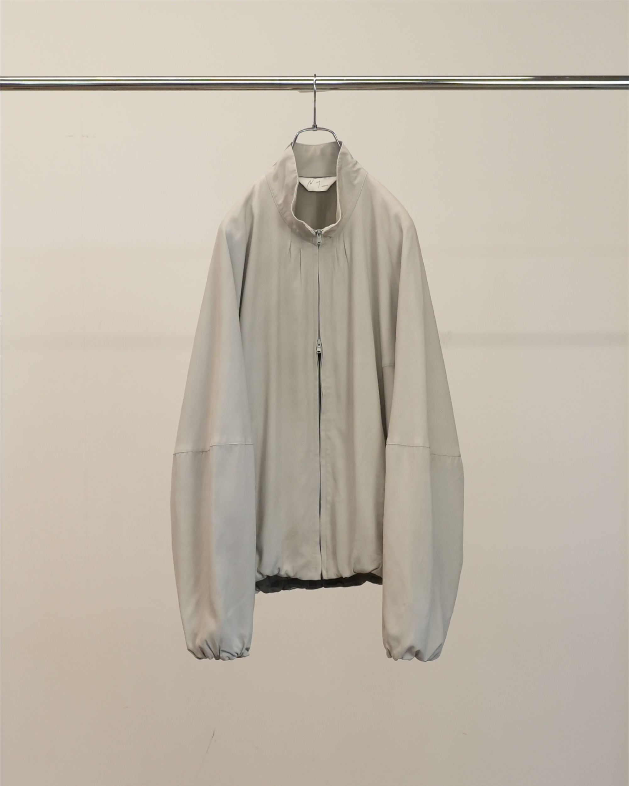 ジャケット・アウター CuLLt Monotone Keyhole Cropped Blouson Jackets | LC23 Online Store