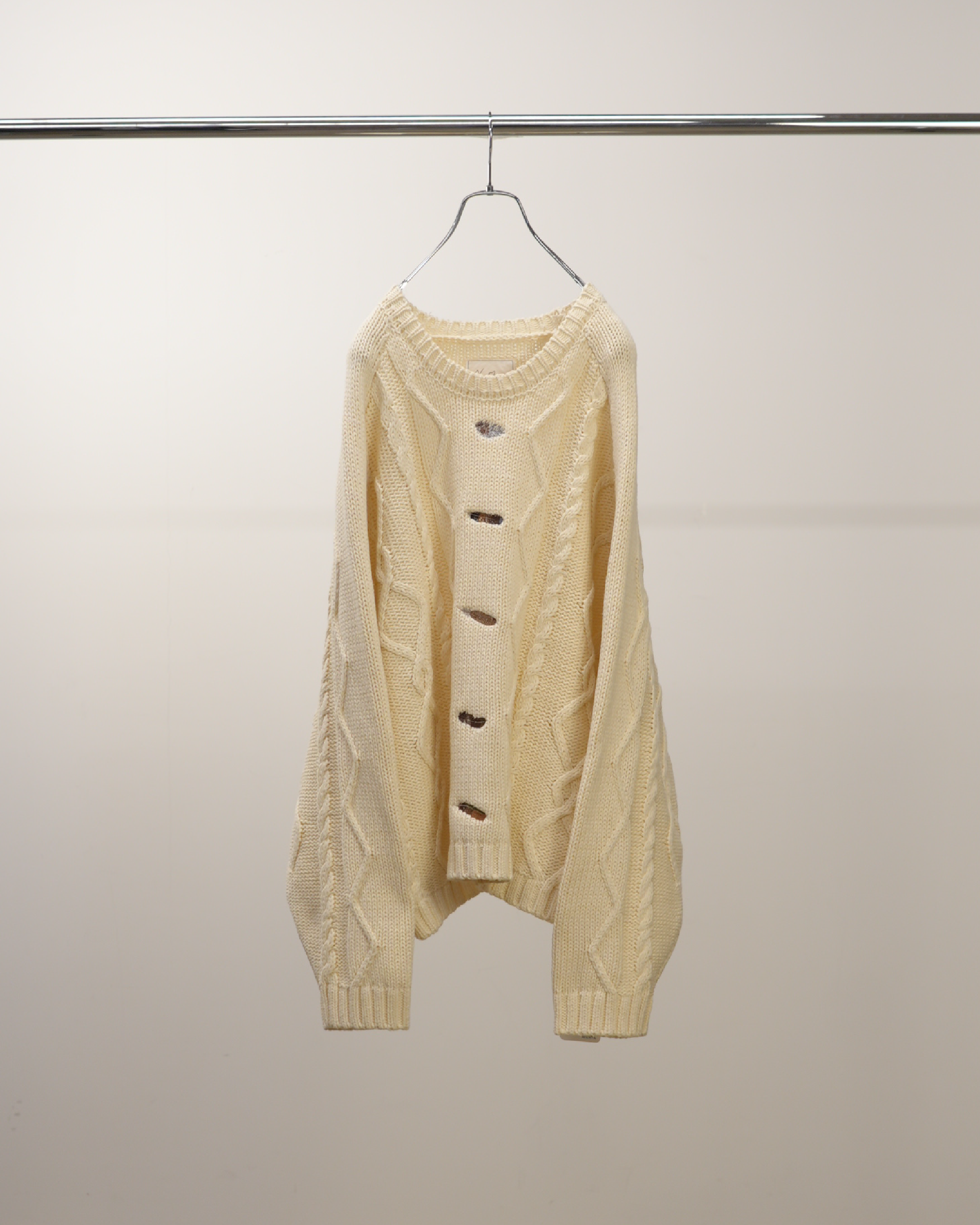 EMBROIDERY CABLE STITCH KNIT(OFF WHITE) – ANCELLM