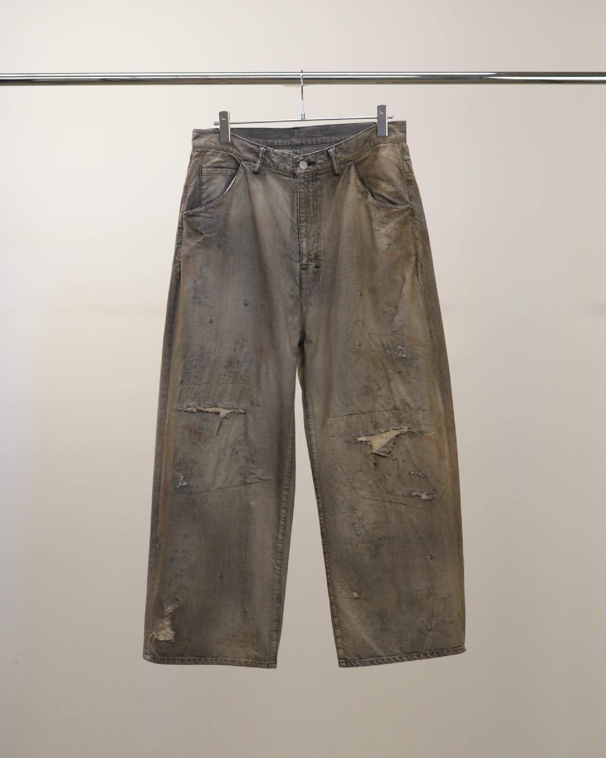 パンツ ANCELLM #01 AGING01 ANC-PT93-A BLACK ANCELLM 2025A/W No.ANC-PT93-A ＃01 AGING01 ANCELLMの核となるデニム