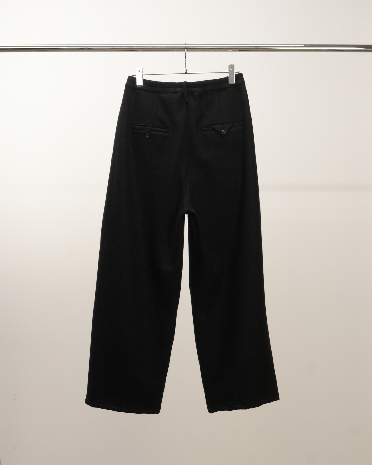 WOOL WIDE EASY TUCK SLACKS(BLACK)