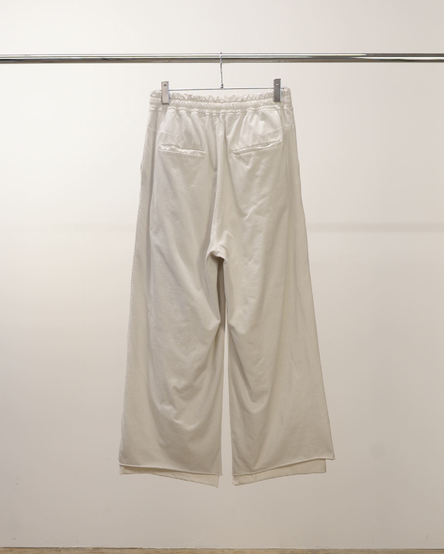 DRAPE WIDE EASY CUT SLACKS(WHITE)