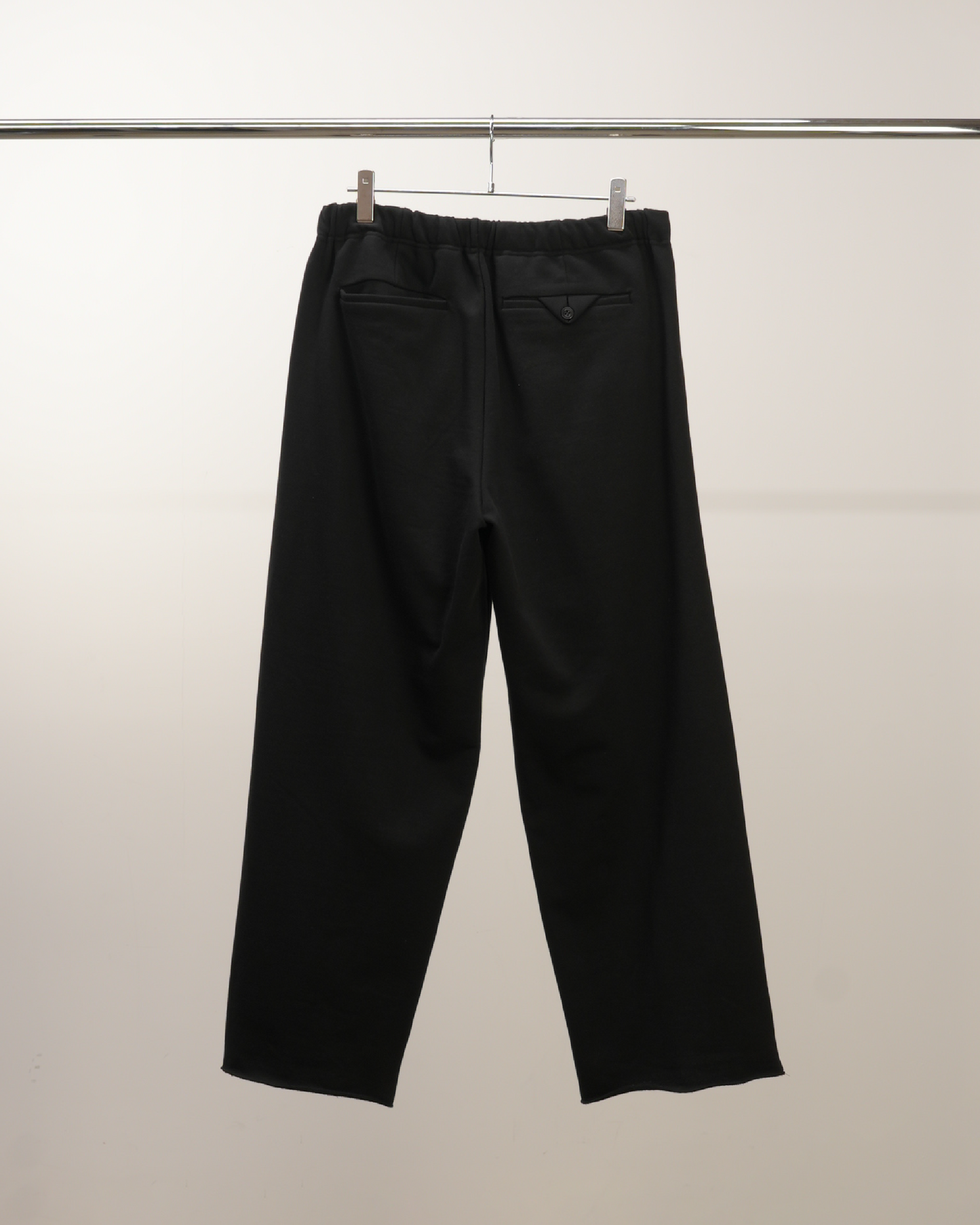 TUCK SWEAT PANTS(BLACK)