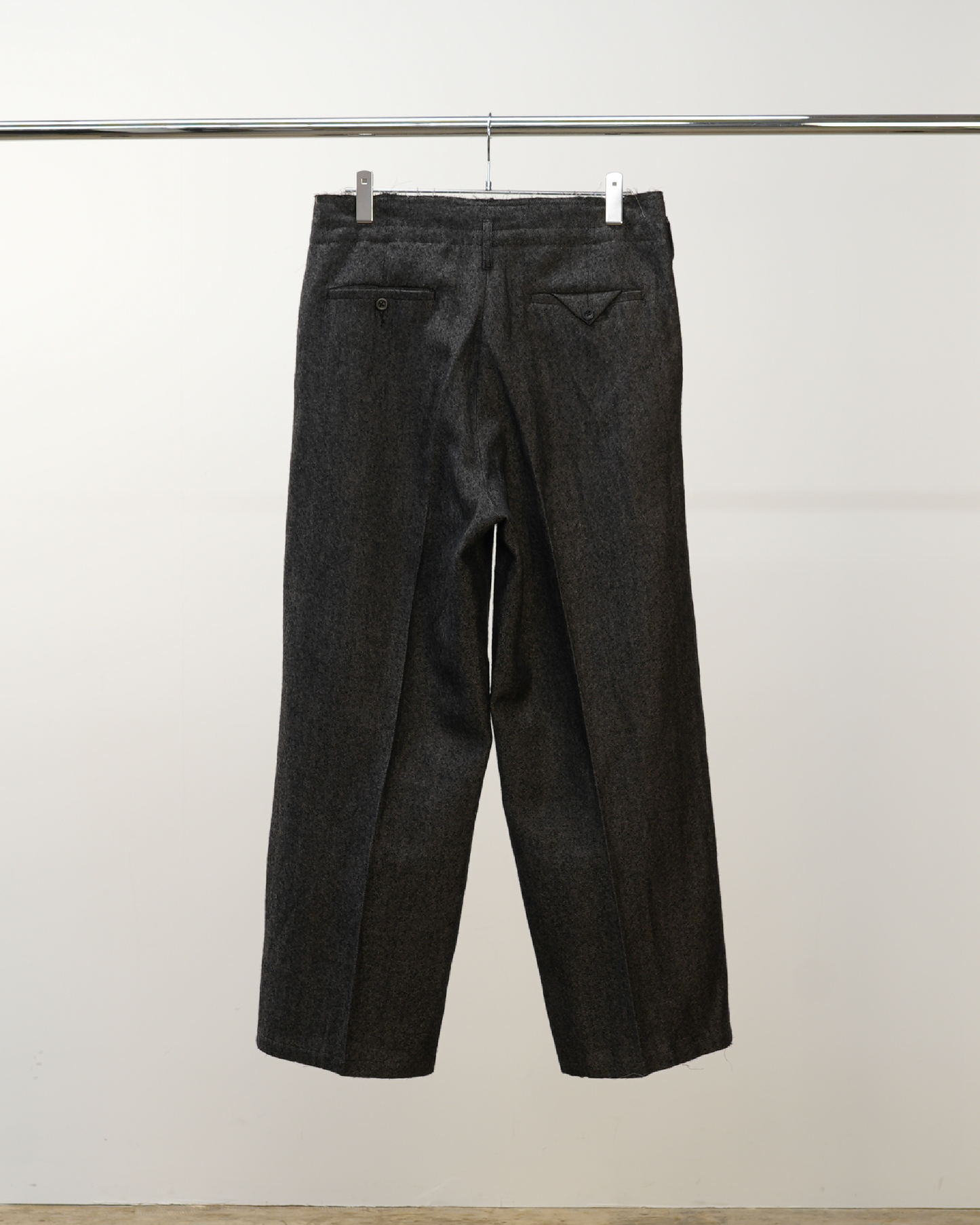 SHRINK WOOL WIDE SLACKS(BROWN)