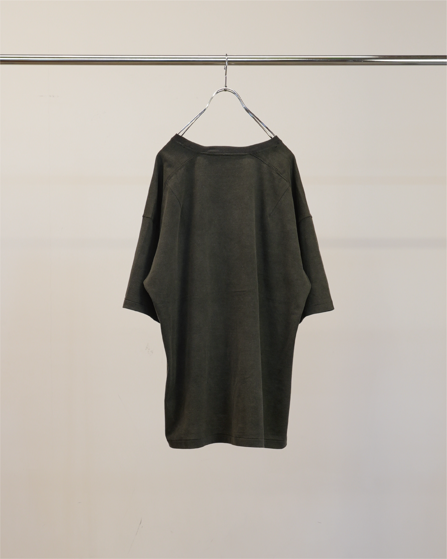 UNEVENNESS SS(BLACK)