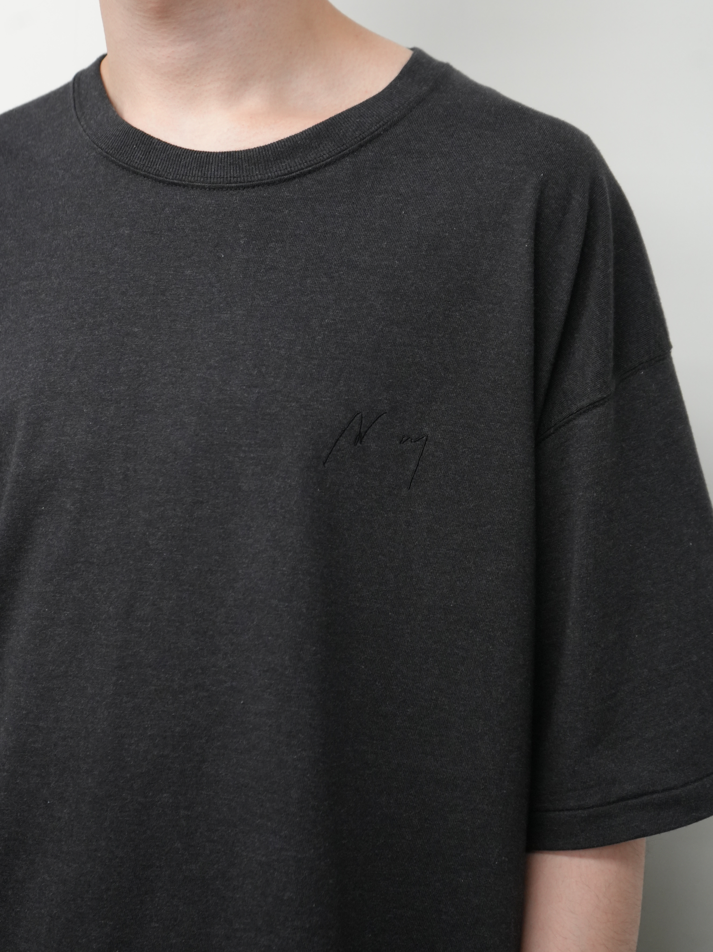 UNEVENNESS T-SHIRT(HEATHER BLACK)