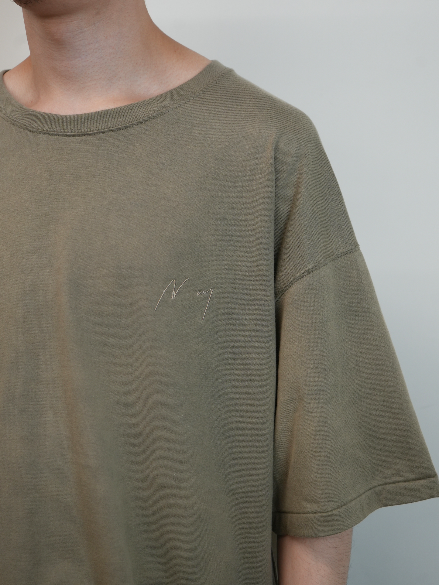 UNEVENNESS T-SHIRT(SAND)