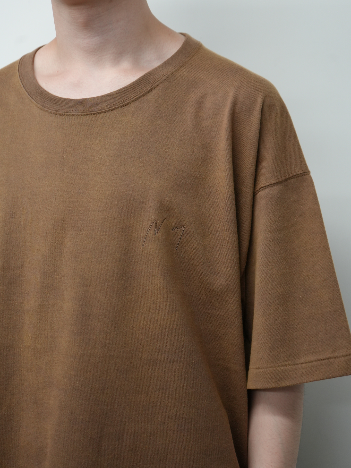 UNEVENNESS T-SHIRT(BROWN)