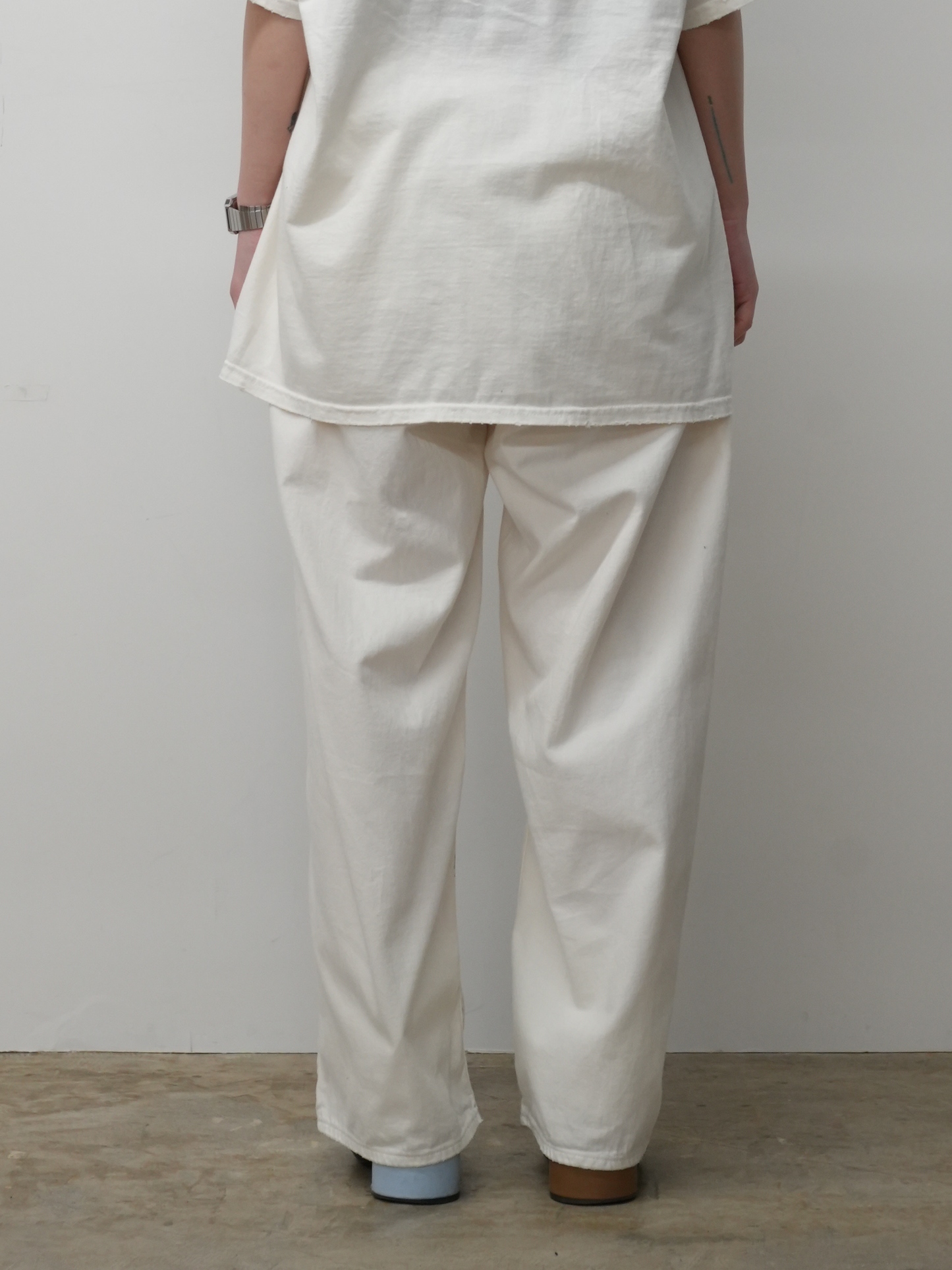 LIGHT OZ WIDE STRAIGHT DENIM PANTS(WHITE)