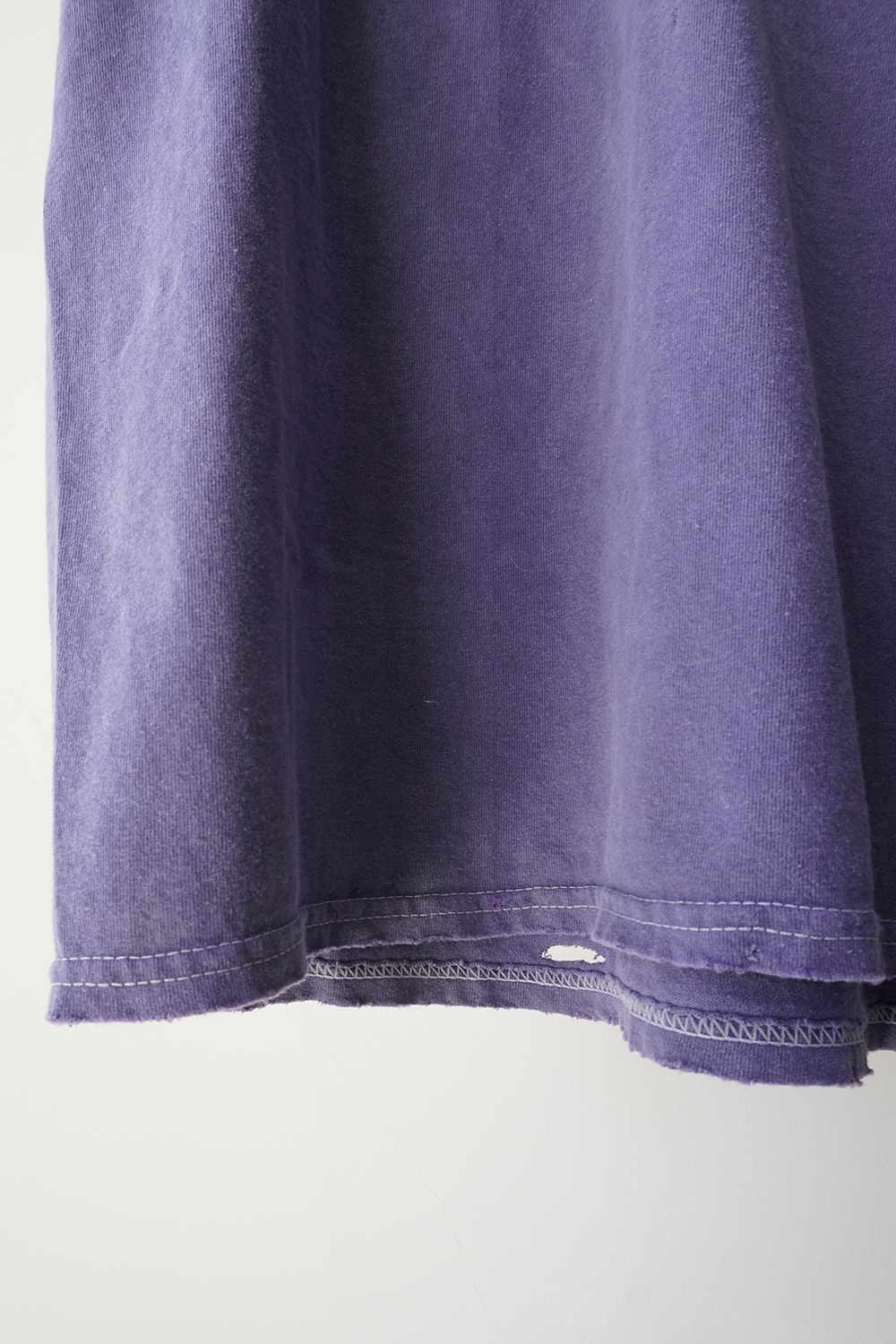 EMBROIDERY DYED T-SHIRT(DUSKY PURPLE)