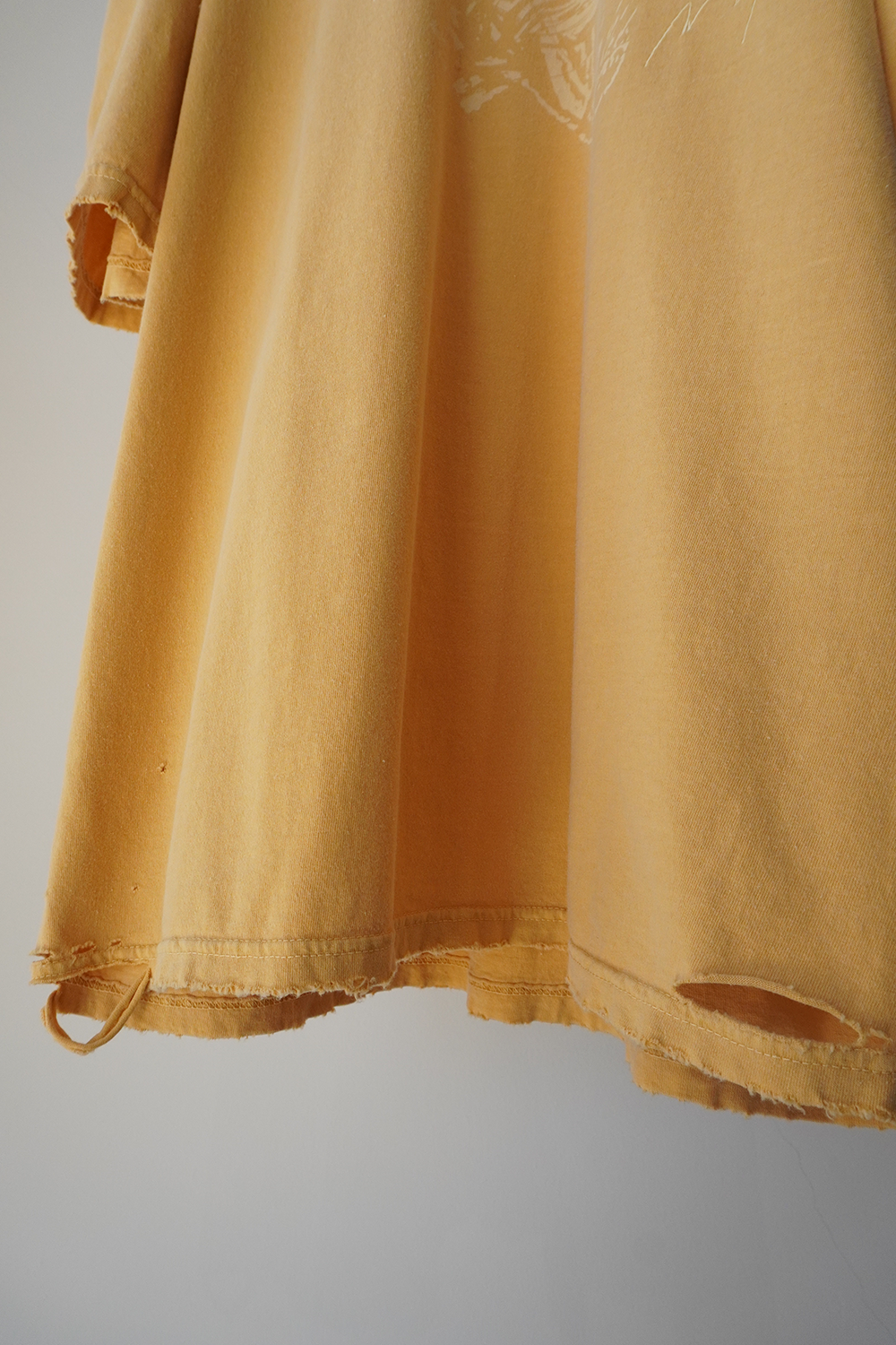 AGING LEO T-SHIRT(MUSTARD)