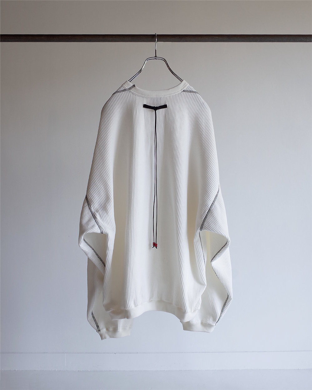 RAILKNIT OVERSIZED LS(WHITE)