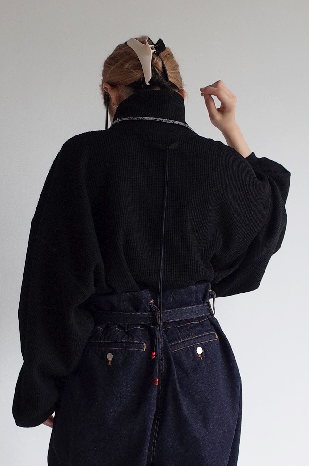 TURTLENECK WAFFLE OVERSIZED LS(BLACK)