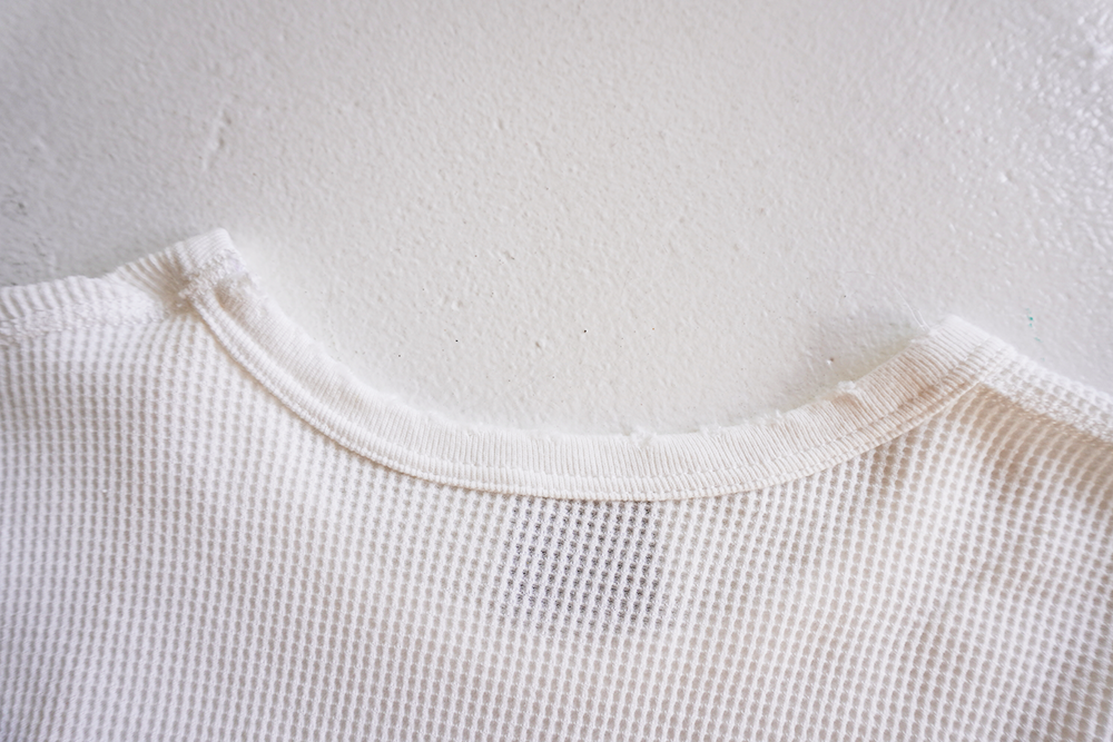 DAMAGE WAFFLE CREW LS T-SHIRT(WHITE)