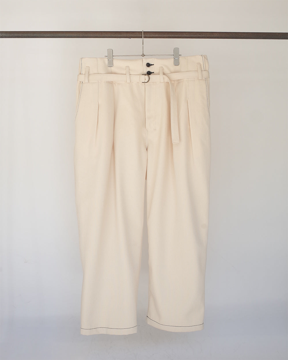BELTED W/C TUCK WIDE PANTS(WHITE) – ANCELLM