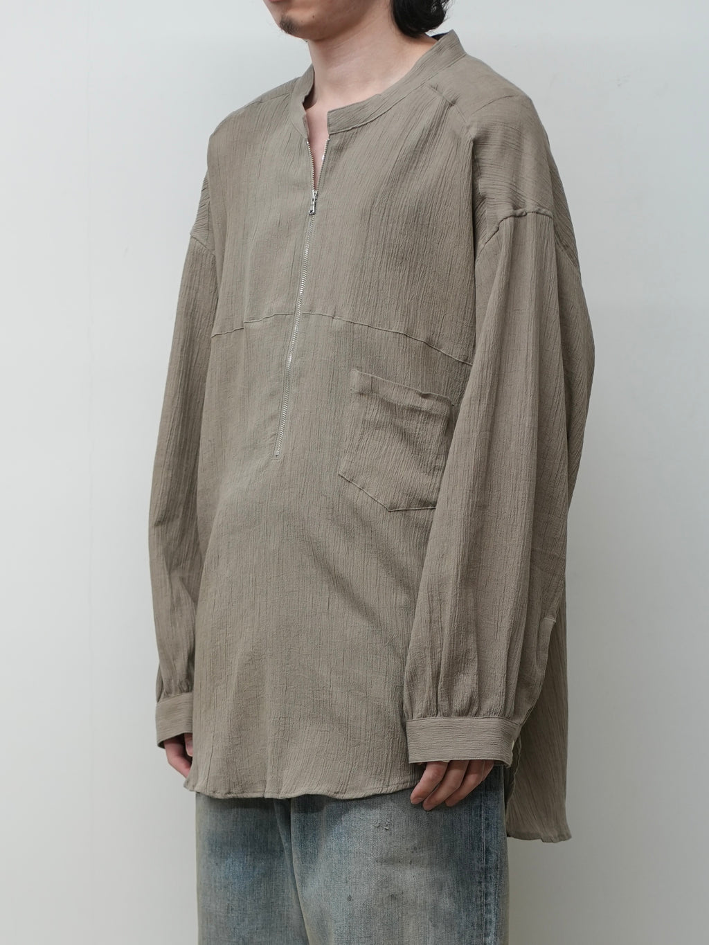 CREPE HALF ZIP SHIRT(GREIGE)