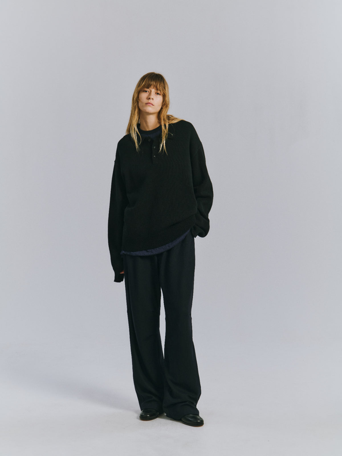 WOOL CUT KNEE TUCK SLACKS(NAVY)