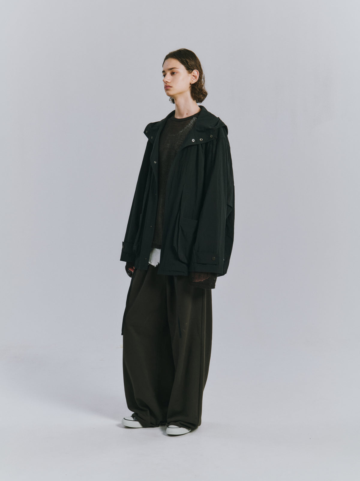 WRINKLED NYLON OVER HOODIE(BLACK) – ANCELLM