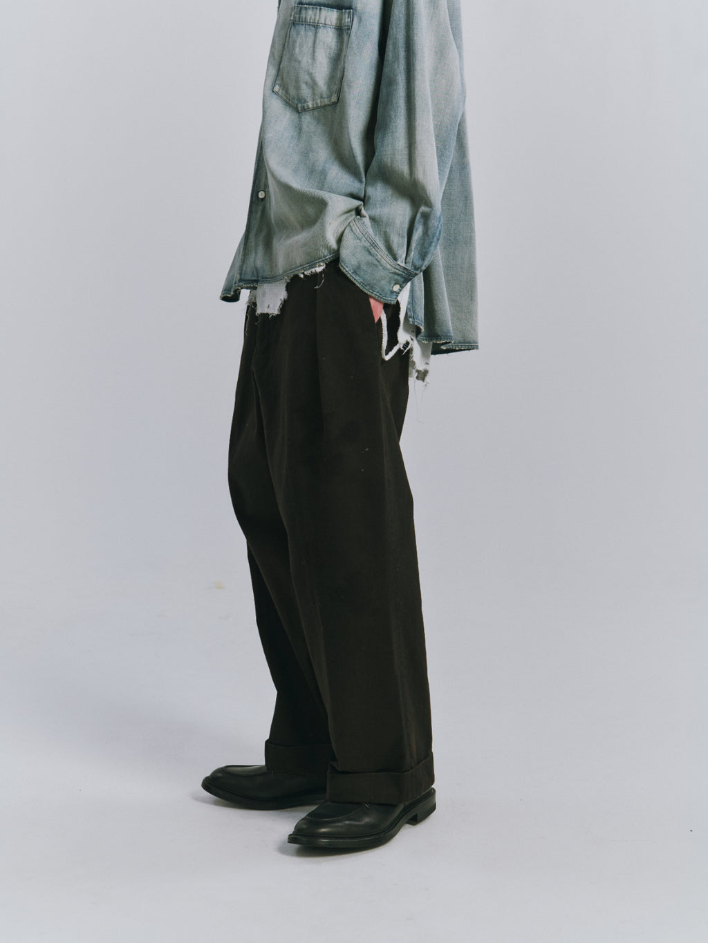 DOUBLE-CUFF CHINO PANTS(BLACK)