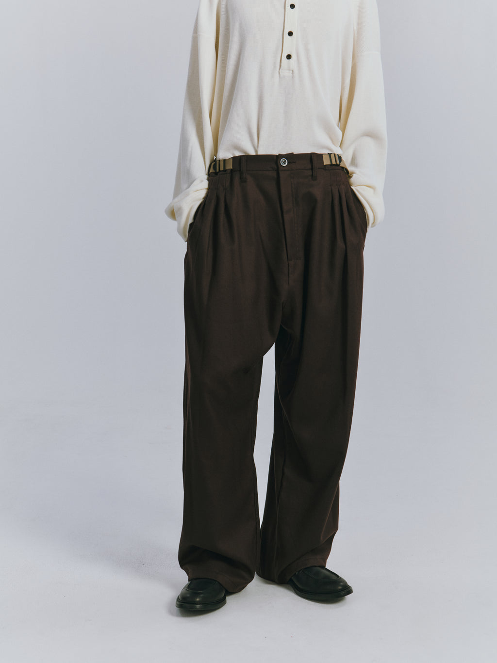 BELTED WOOL SLACKS(BLACK) – ANCELLM