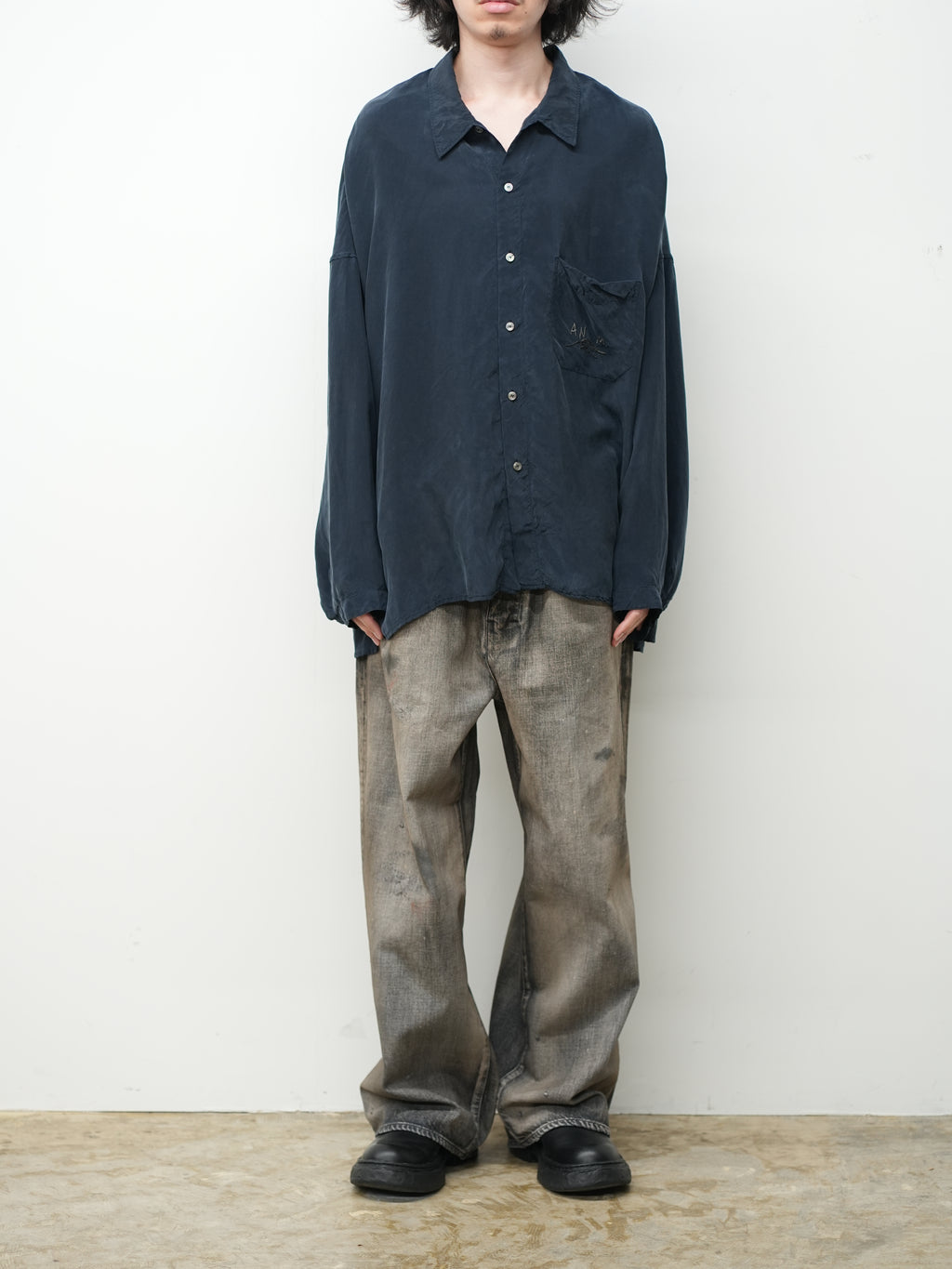 EMBROIDERED SOUVENIR SHIRT(NAVY)