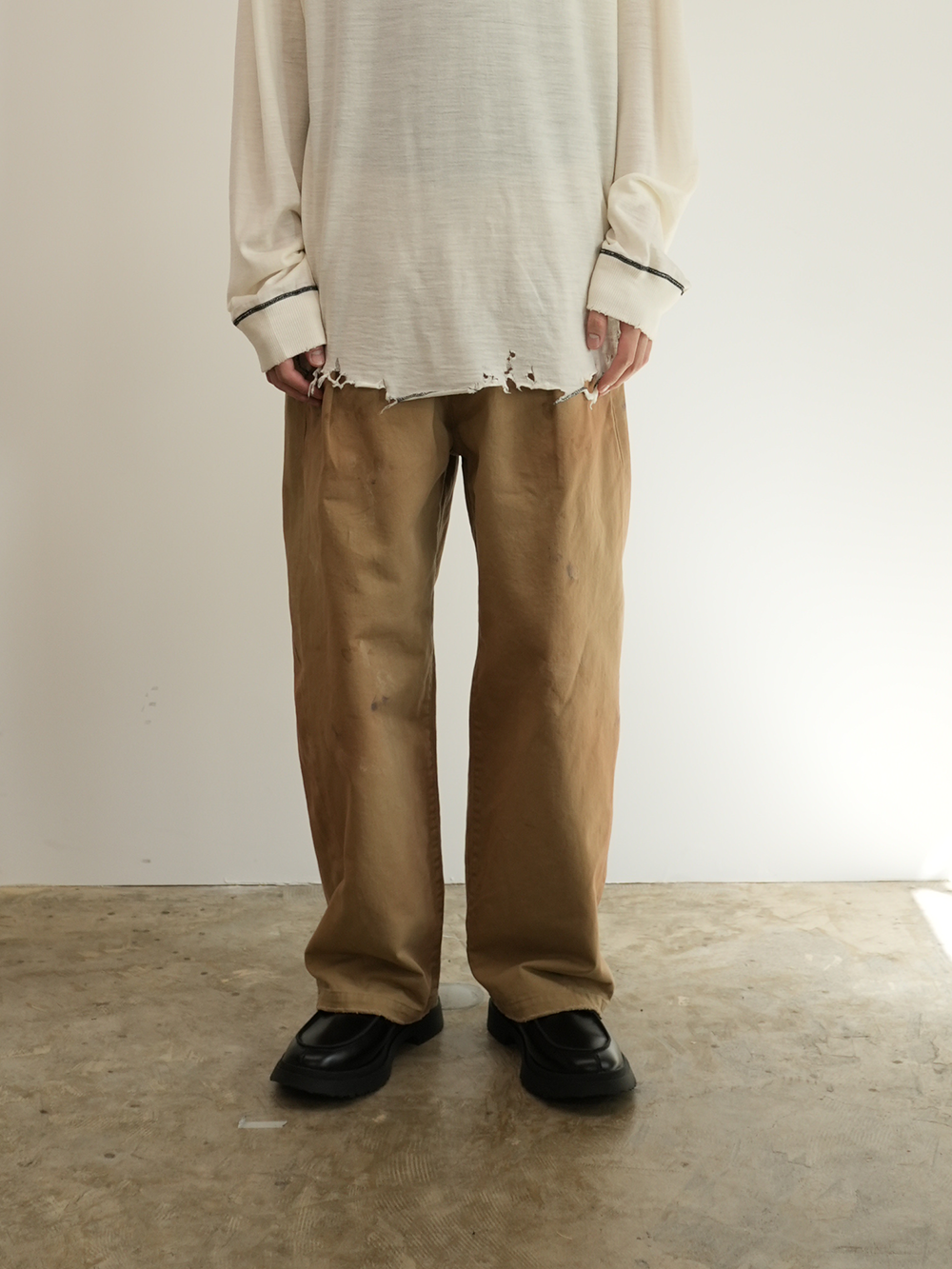 PAINT CHINO TROUSERS(BEIGE)