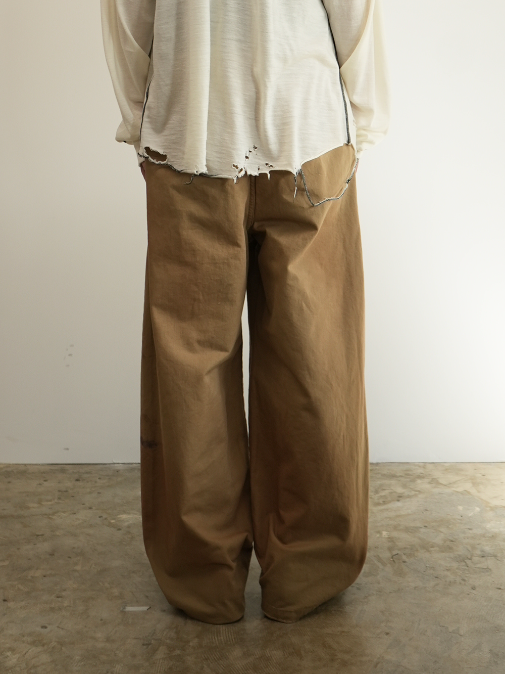 PAINT CHINO TROUSERS(BEIGE)