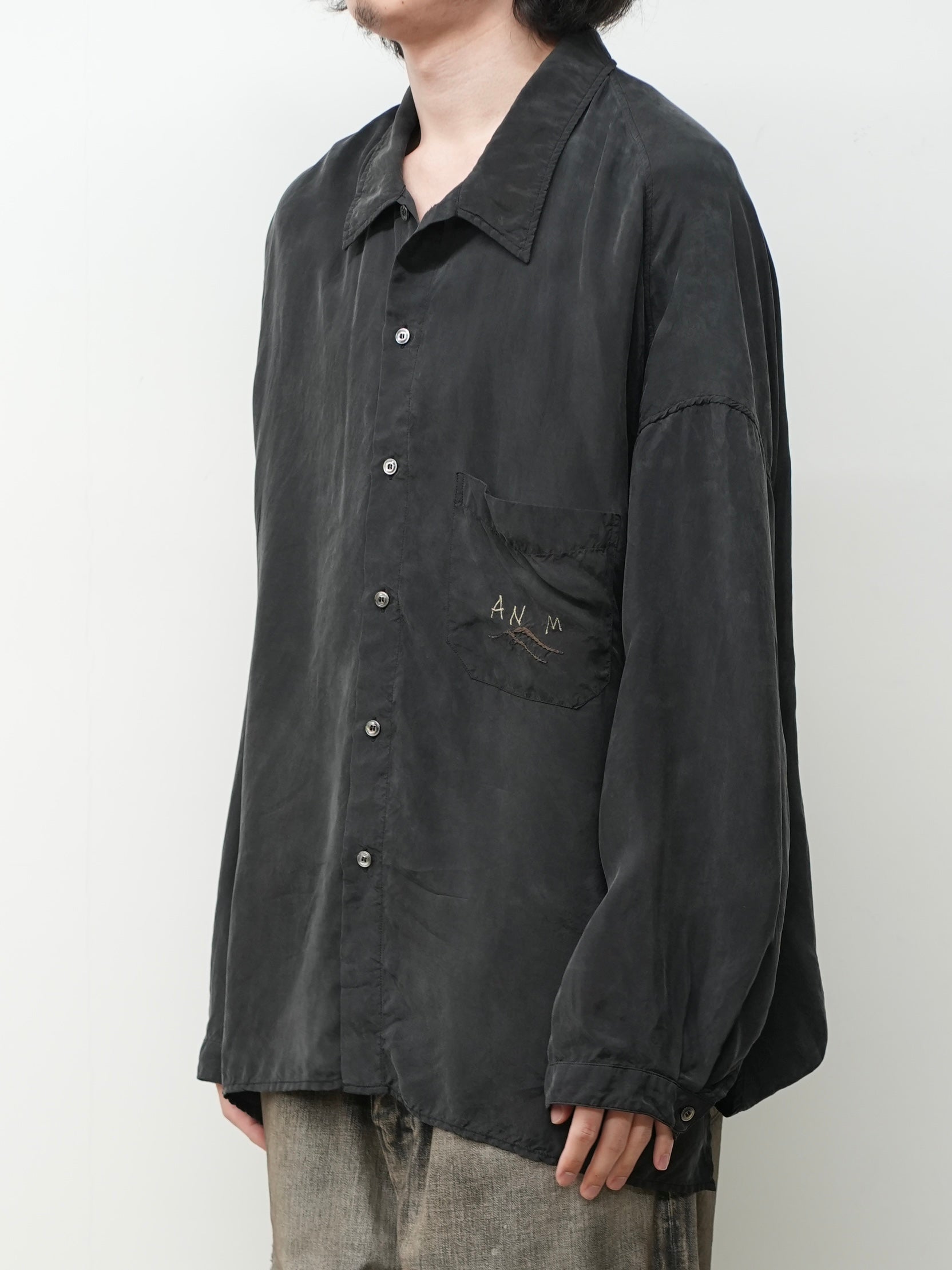 EMBROIDERED SOUVENIR SHIRT(BLACK) – ANCELLM