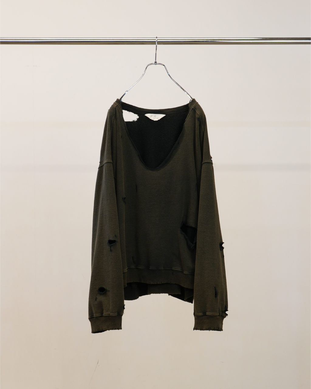 BROKEN SWEAT SHIRT(BLACK) – ANCELLM BROKEN SWEAT SHIRT(BLACK) – ANCELLM