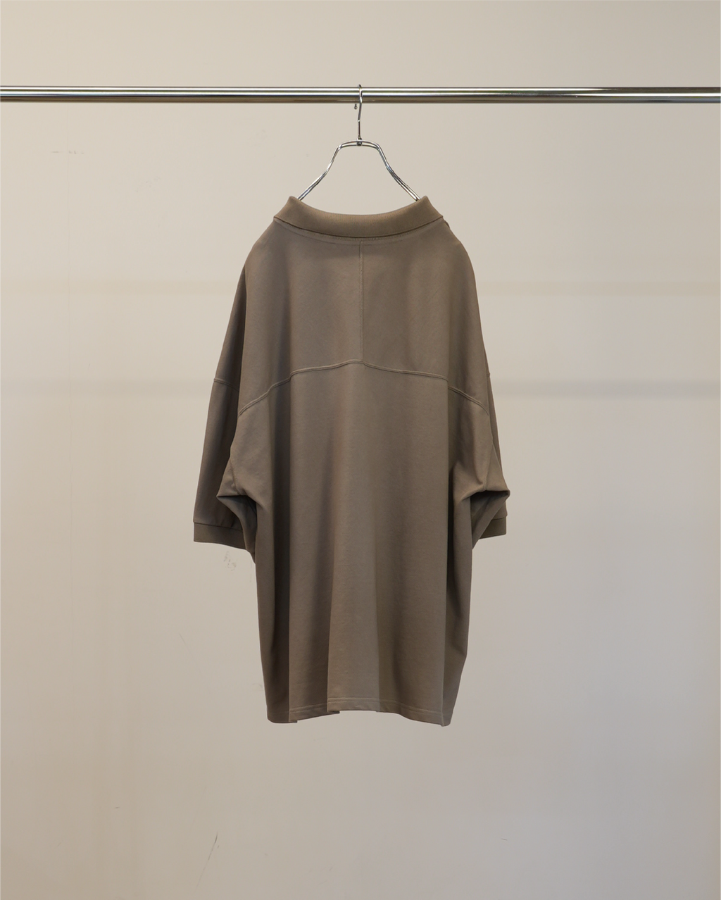 FOOTBALL S/S POLO(GREIGE) – ANCELLM