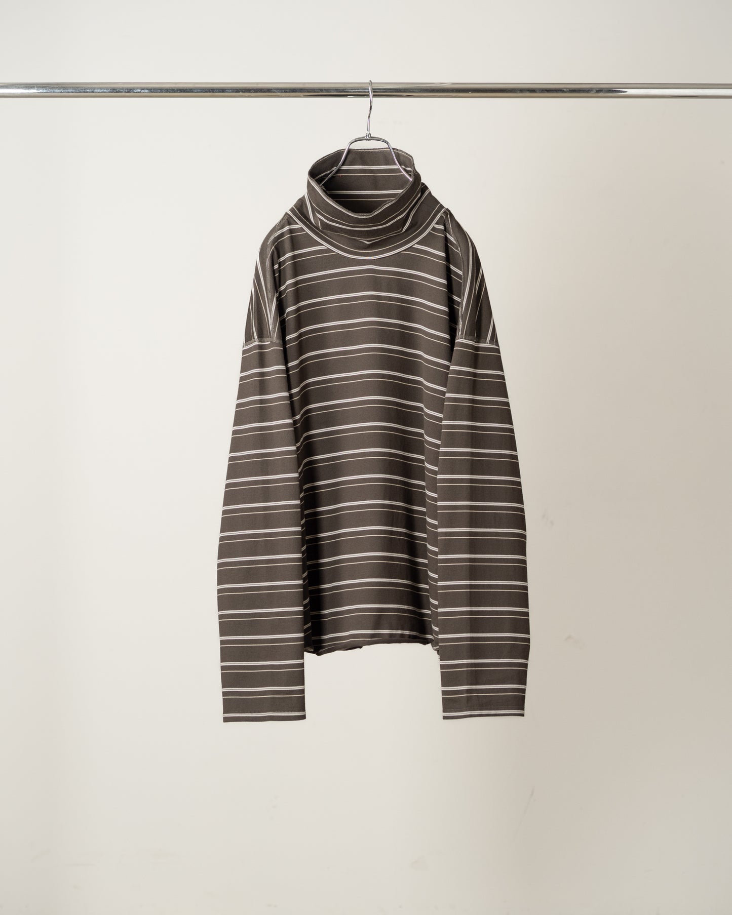TURTLENECK BORDER LS T-SHIRT(BLACK)