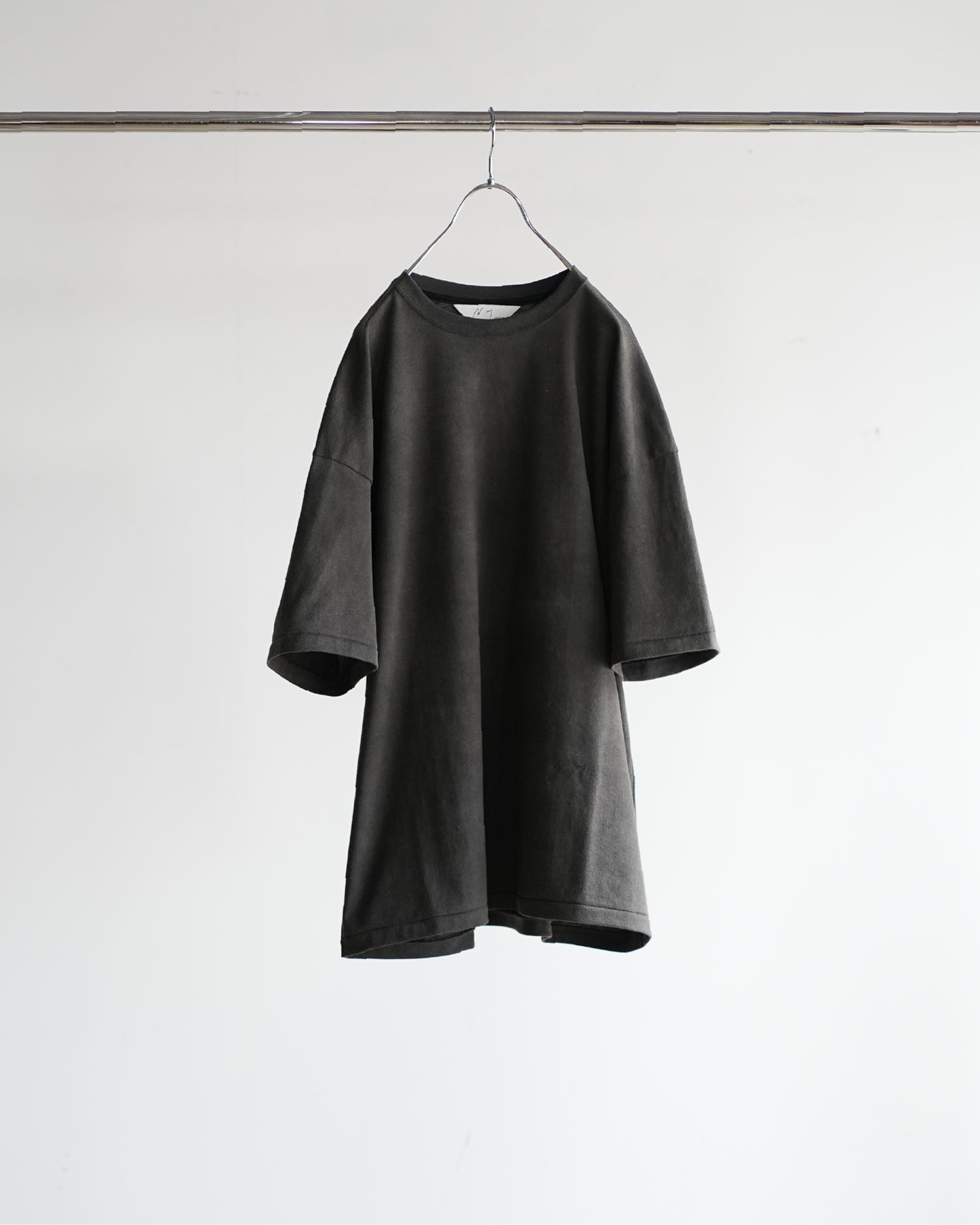 UNEVENNESS SS(BLACK)
