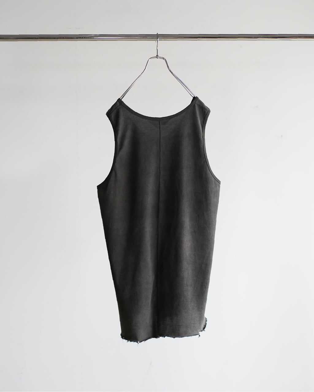 UNEVENNESS TANK TOP(BLACK) – ANCELLM