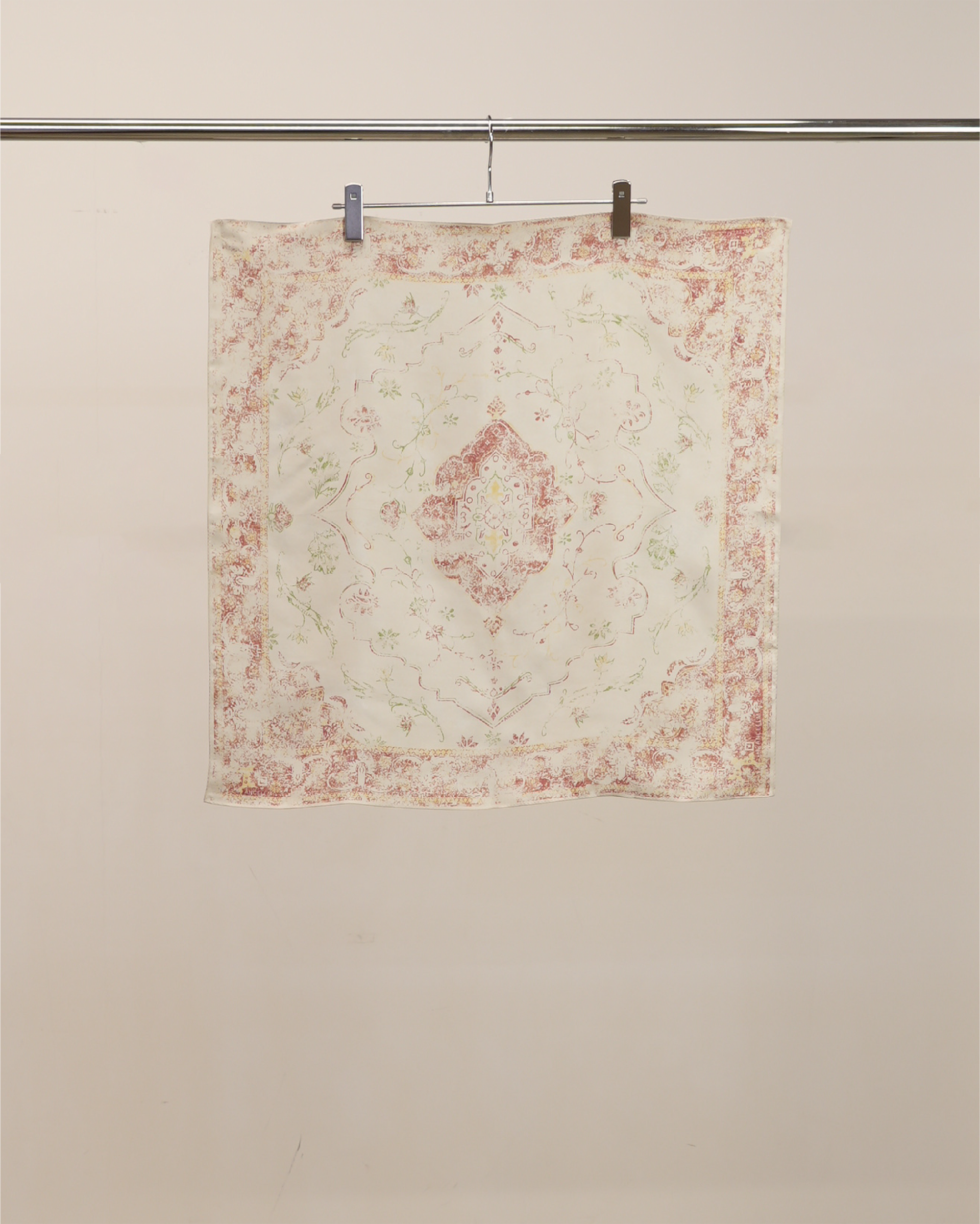 HAND-DRAWN SILK SCARF(CREAM） – ANCELLM