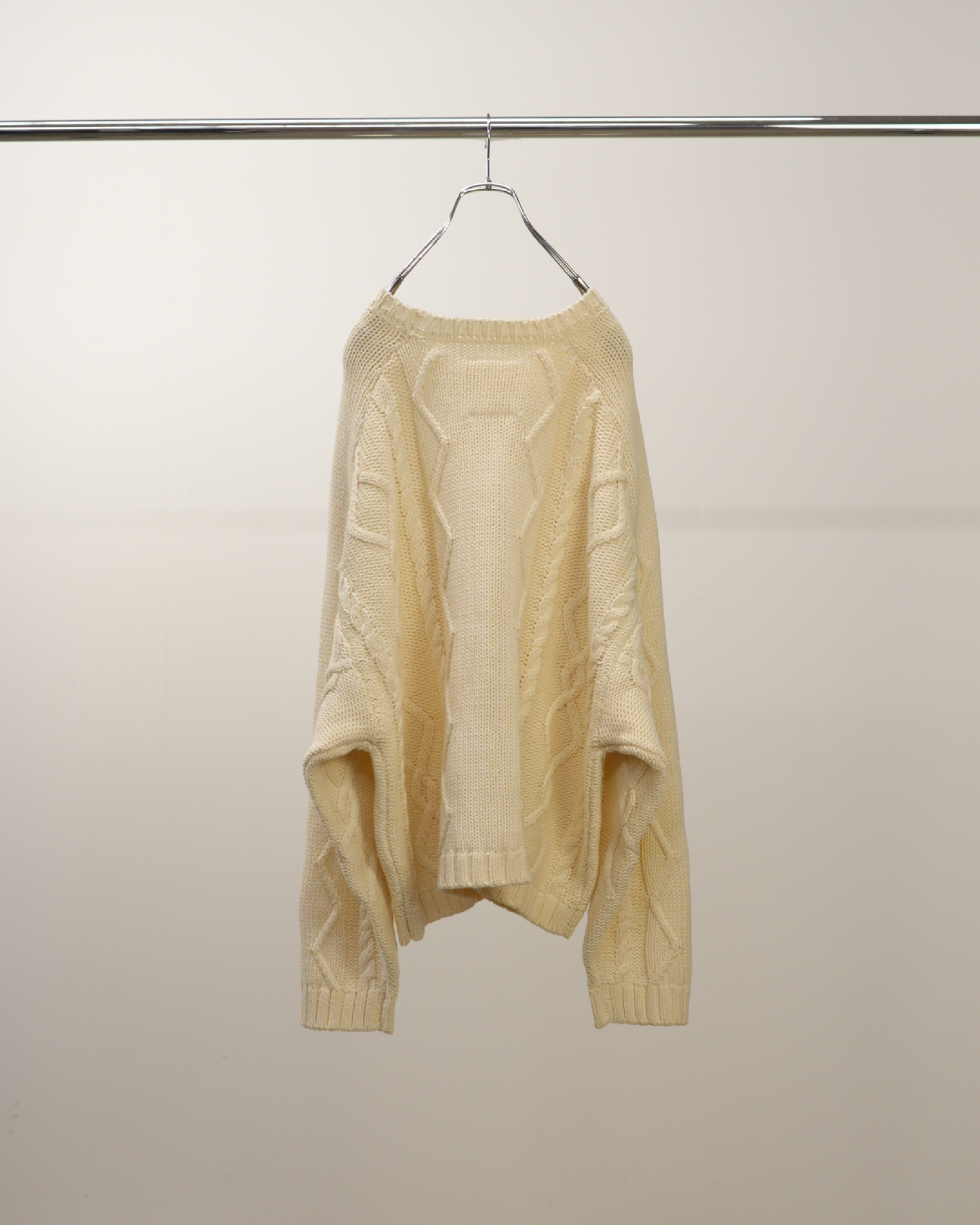 EMBROIDERY CABLE STITCH KNIT(OFF WHITE)
