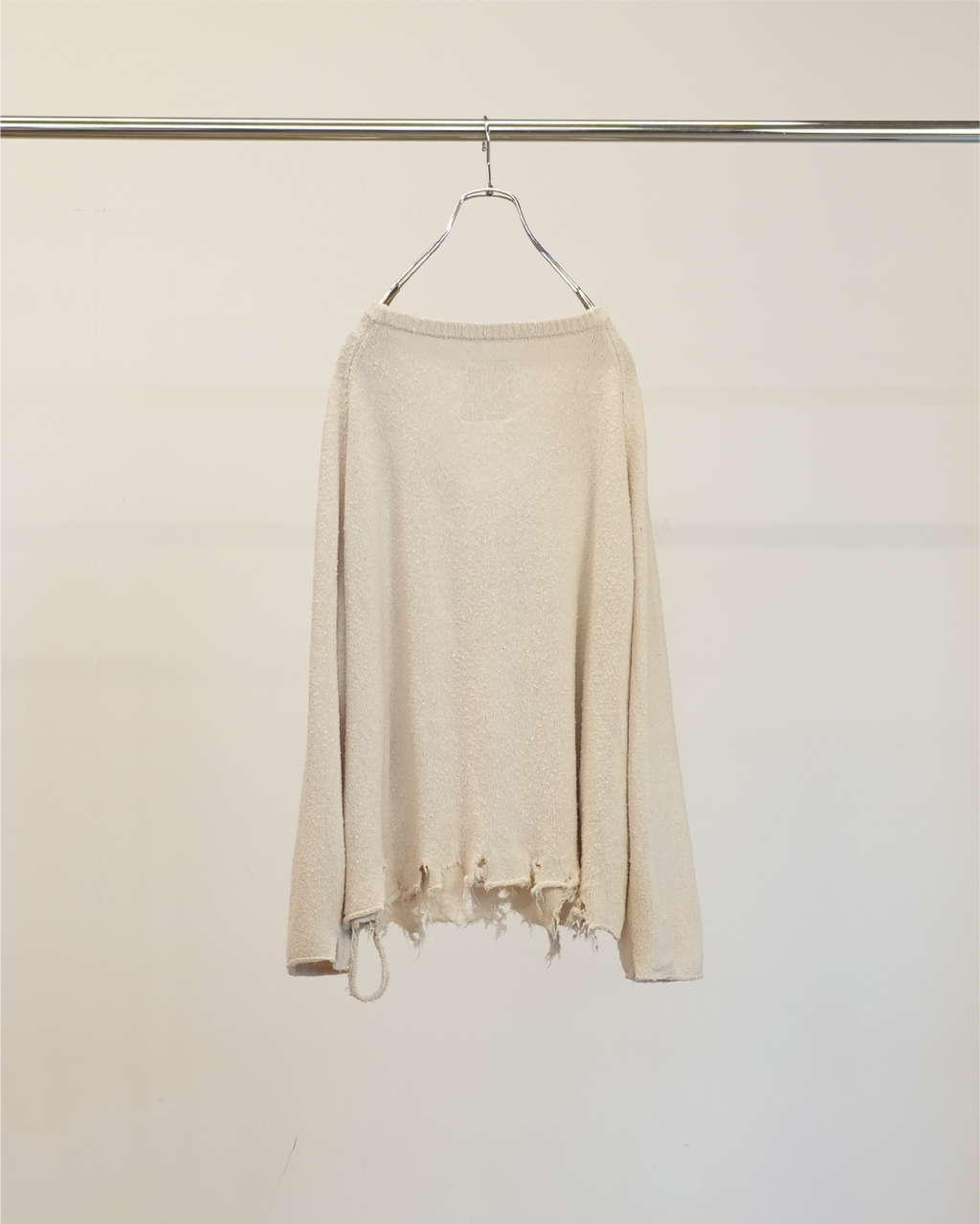 DAMAGE SILK UVNECK KNIT(OFF)