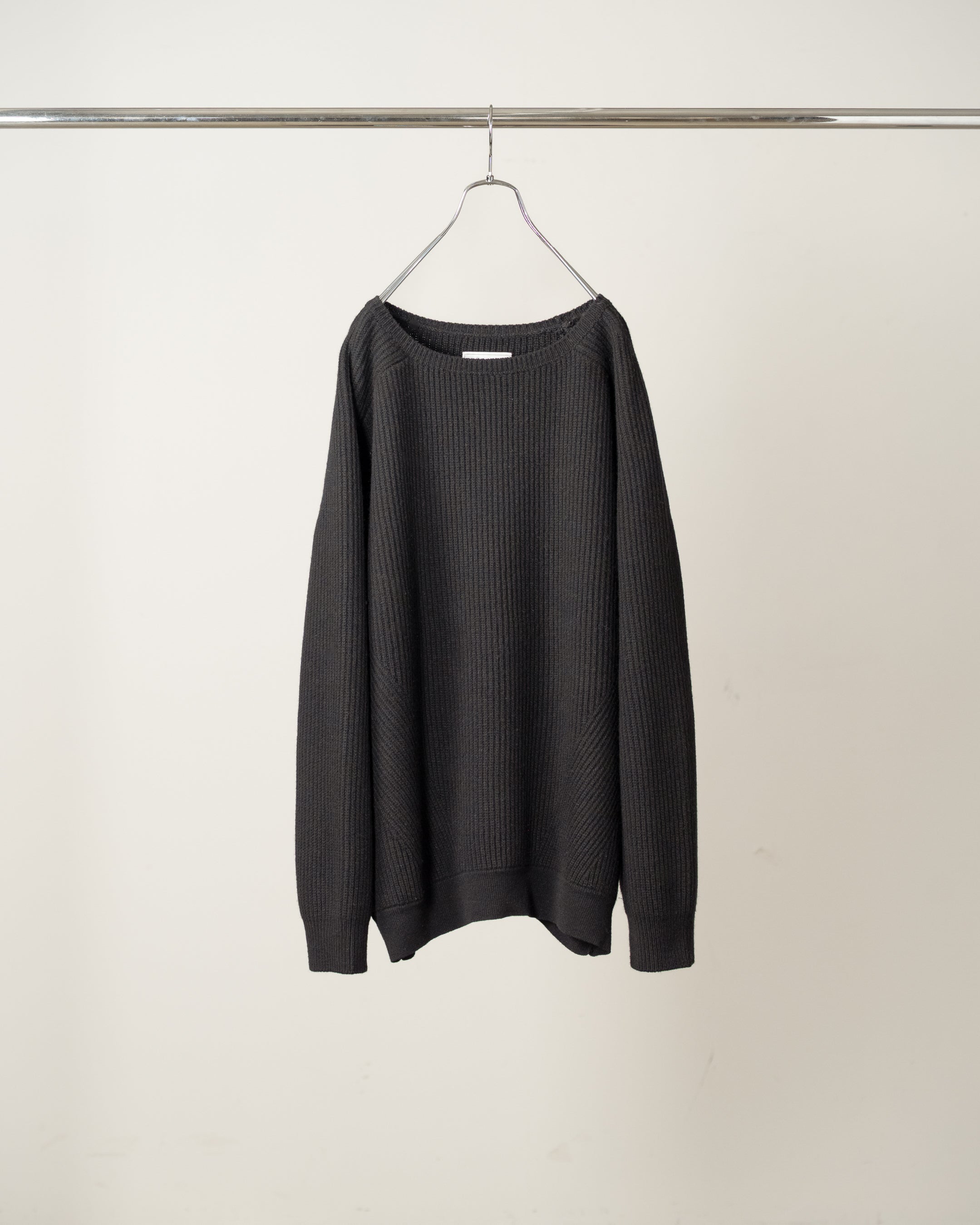 TUCK IN KNIT(BLACK) – ANCELLM