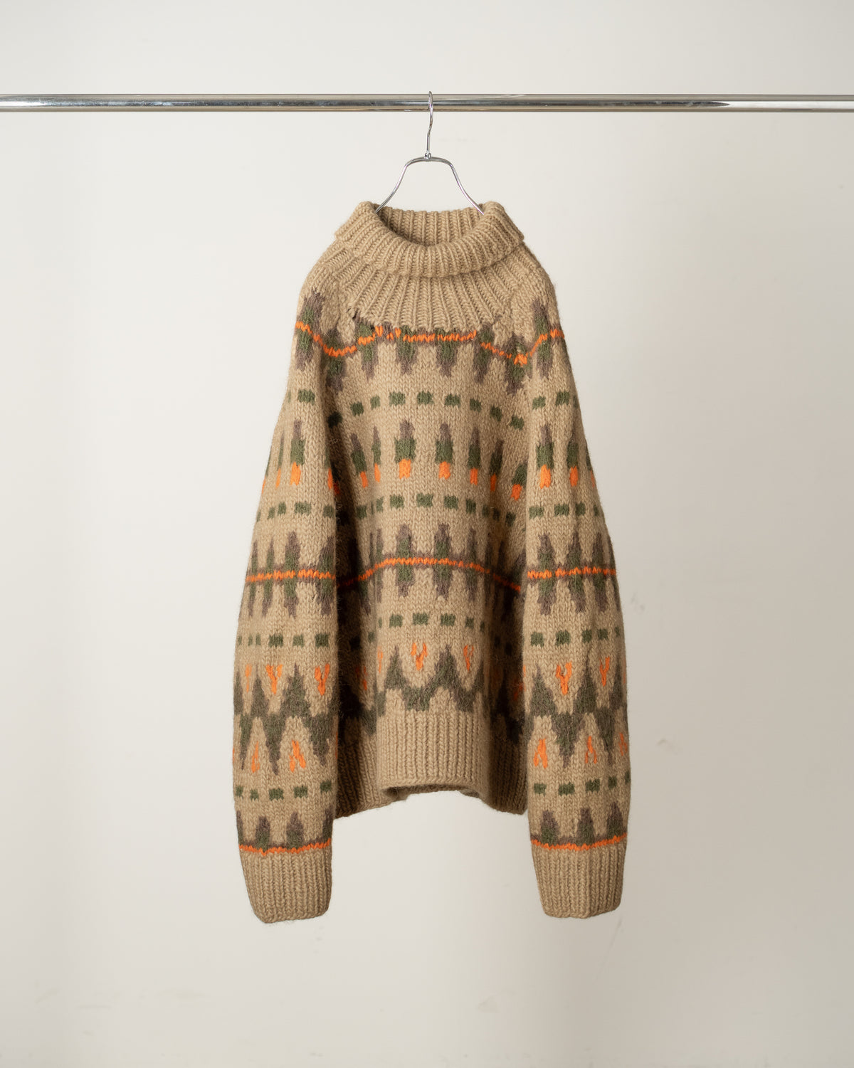 HANDCRAFTED FAIRISLE TURTLENECK KNIT SWEATER(BEIGE)