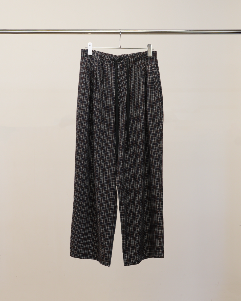 J*N様 希少 EASY PANTS NO SIDESEAM comoli好きに EASY PANTS