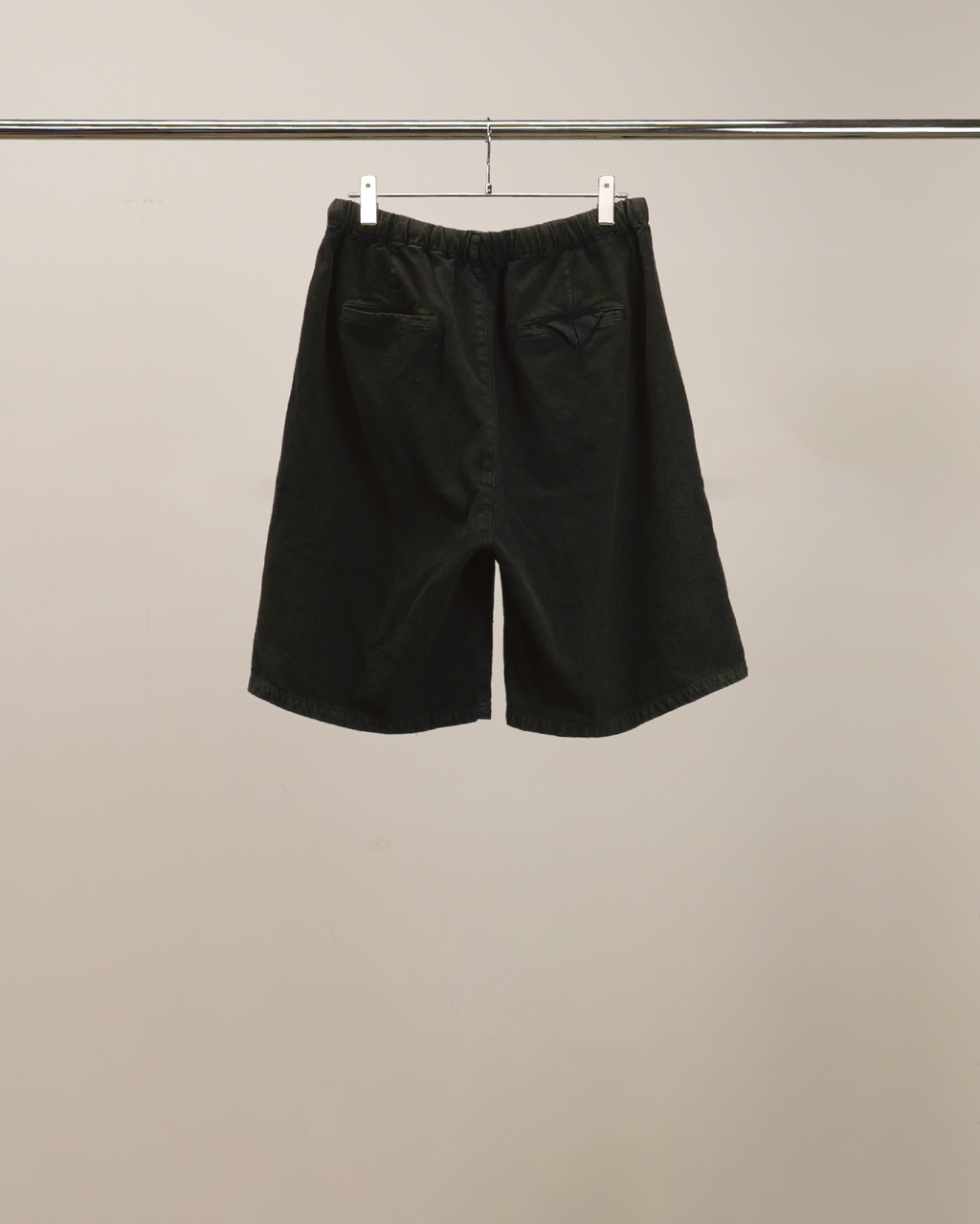 C/R DUCK SHORT PANTS(BLACK) – ANCELLM C/R DUCK SHORT PANTS(BLACK) – ANCELLM