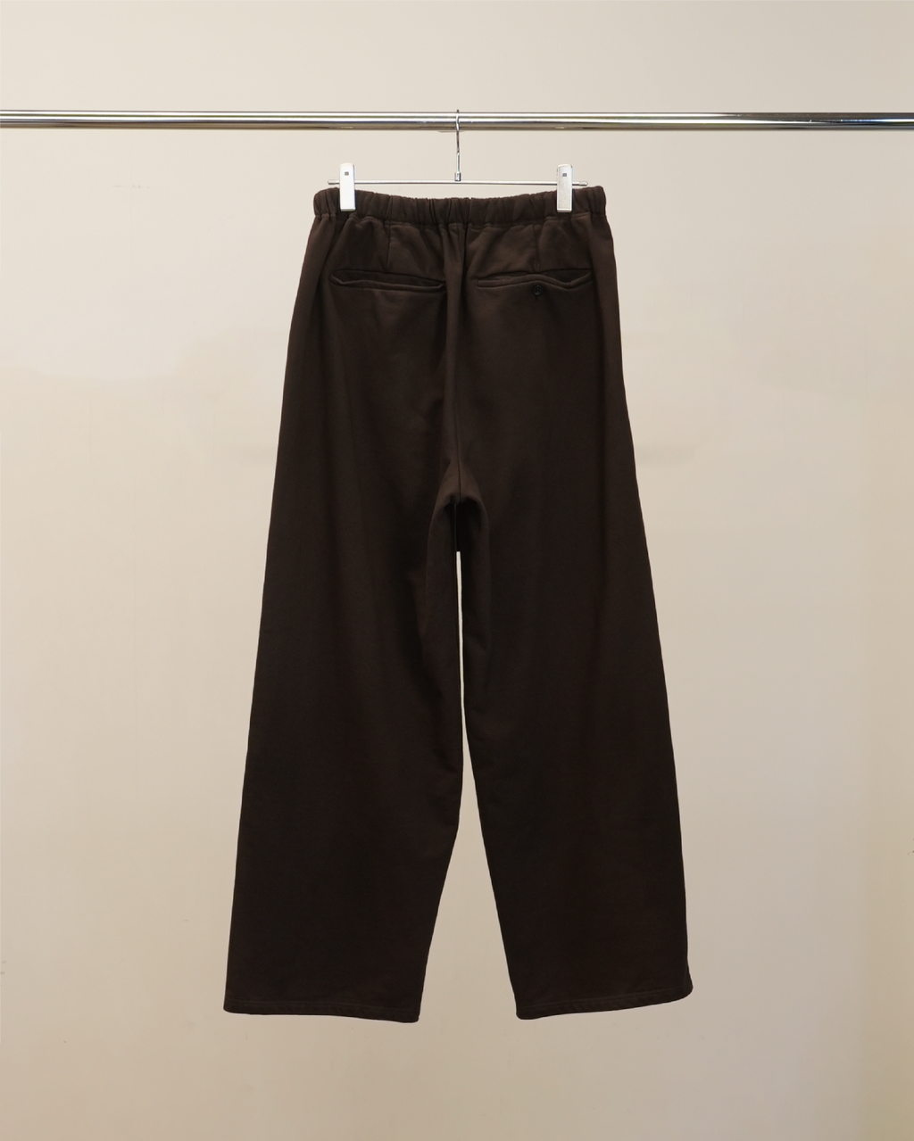 2TUCK SWEAT PANTS(BROWN)