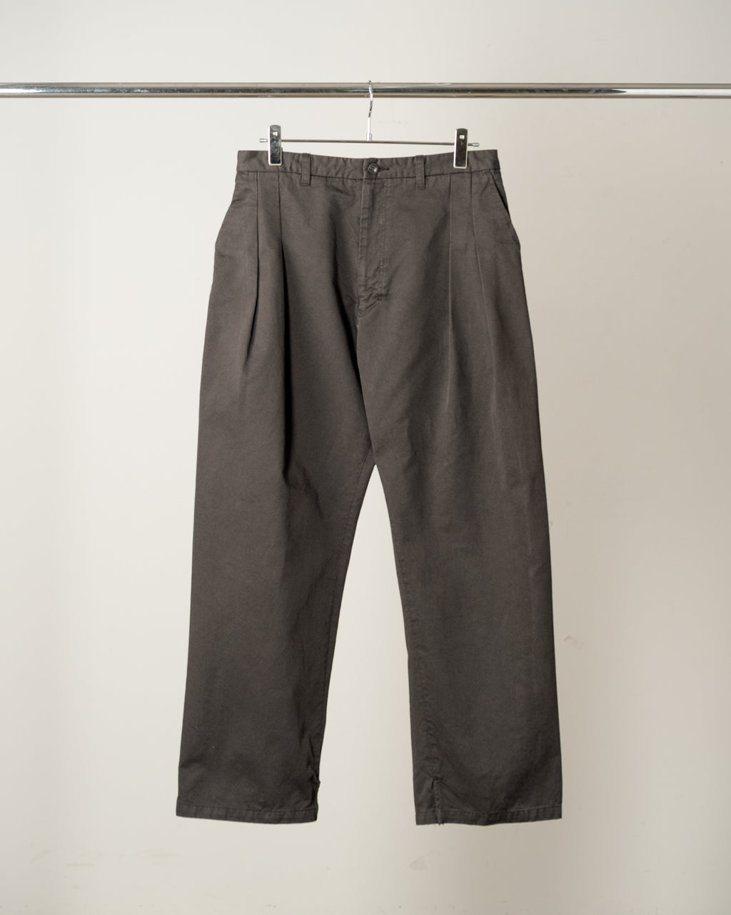 CHINO SLACKS(BLACK)