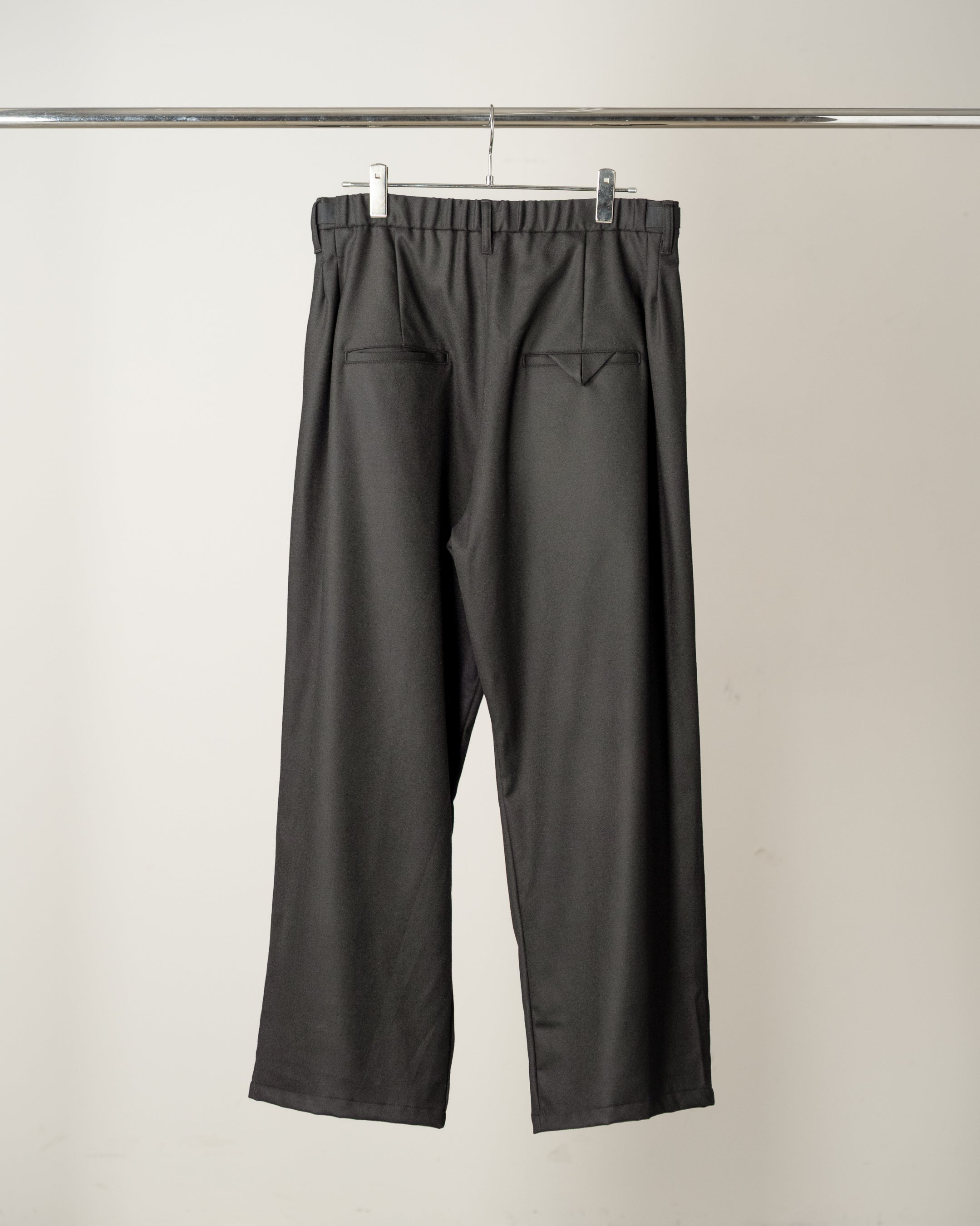 BELTED WOOL SLACKS(BLACK) – ANCELLM