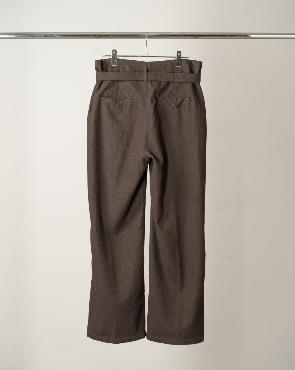 WOOL BELTED WIDE SLACKS(BROWN)