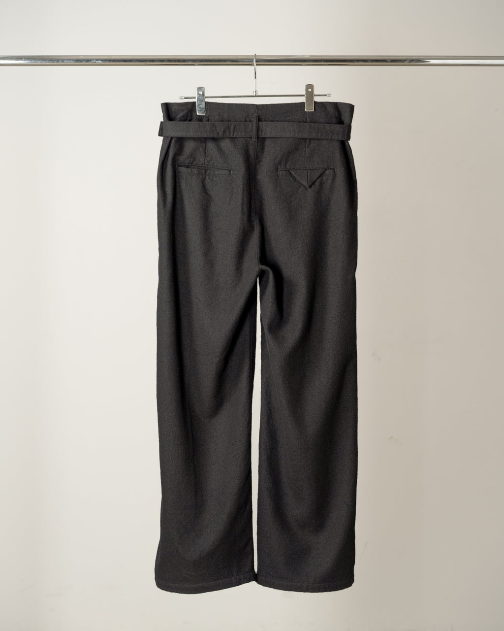 WOOL BELTED WIDE SLACKS(BLACK)