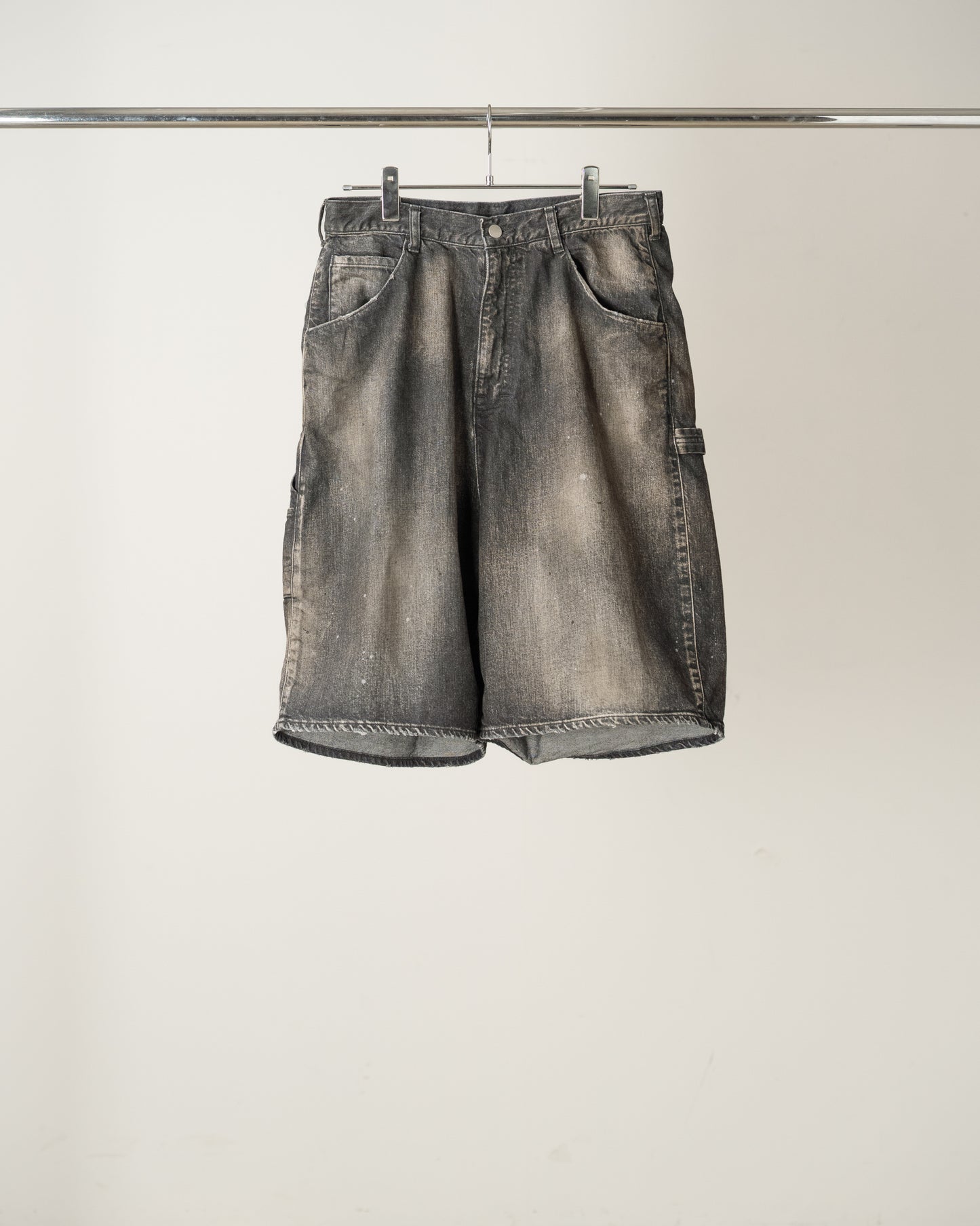 DENIM PAINTER SHORTS(BLACK)
