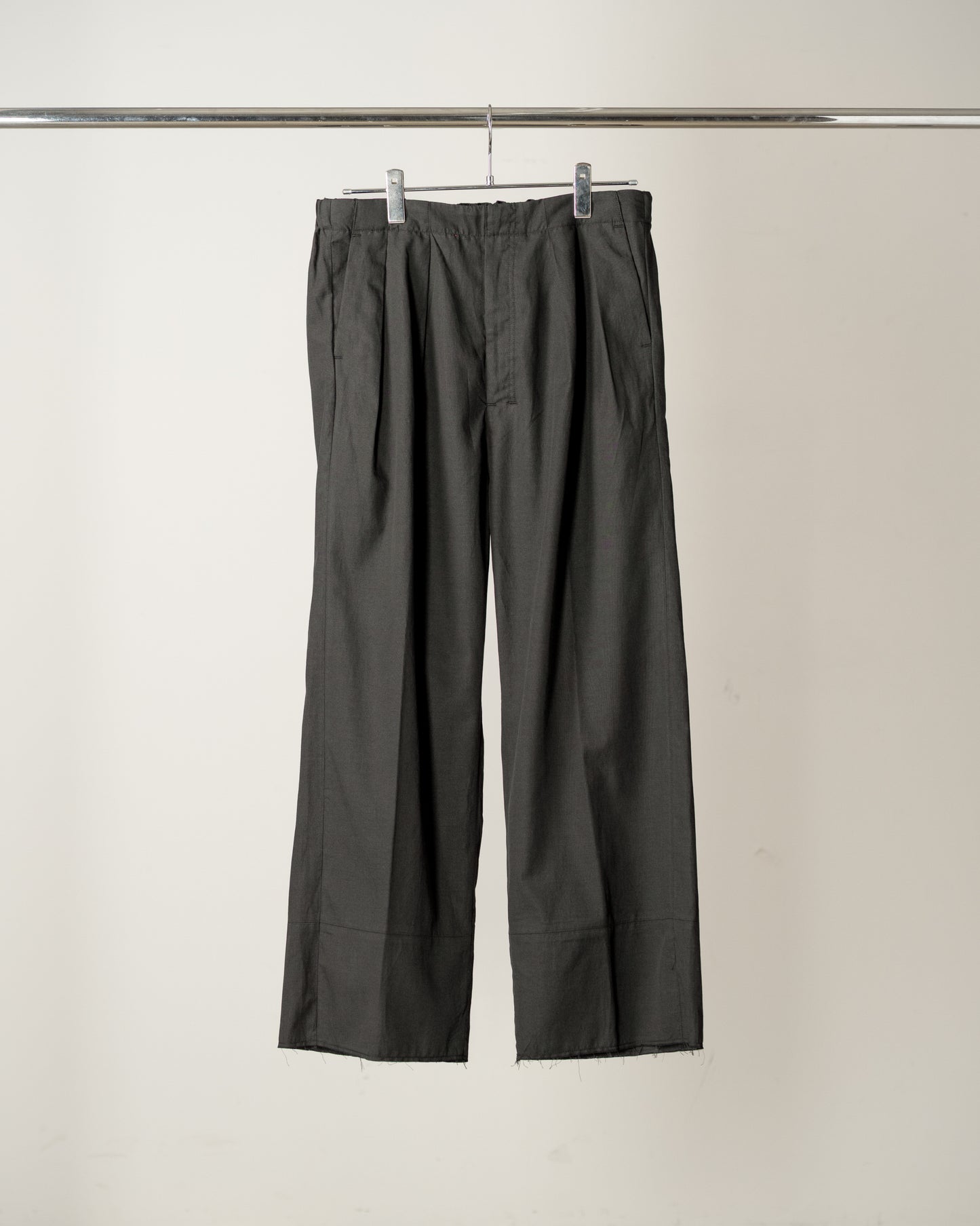 L/C TUCK EASY PANTS(BLACK)