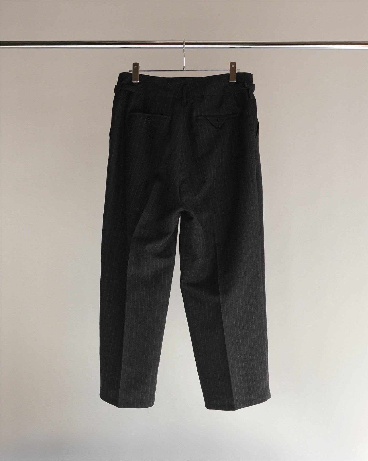 STRIPE WOOL WIDE SLACKS(GRAY)